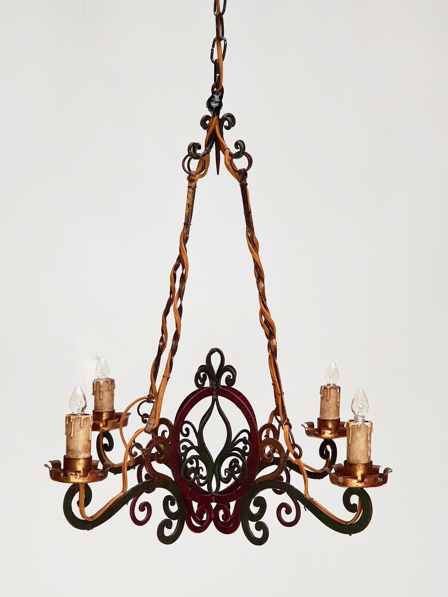 Mid-Century Modern Italian Painted Wrought Iron Four Lights Chandelier For Sale