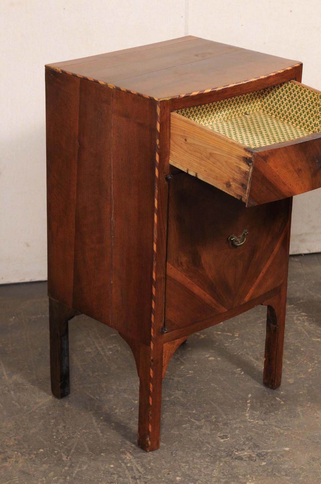 Italian Pair 19th C. Bow-Front Night Stands w/Decorative Veneers & Inlay Banding For Sale 1