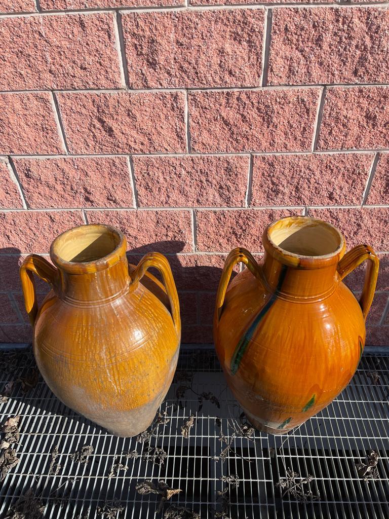 Italian Pair Brown Terracotta Vases In Good Condition For Sale In Cantù, IT