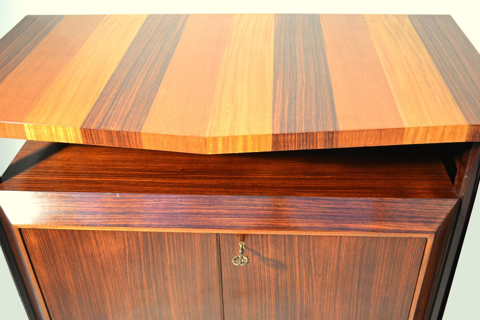 Pair of Cabinets in Blond & Palisander Veneers Attributed to Ico Parisi 1955 3