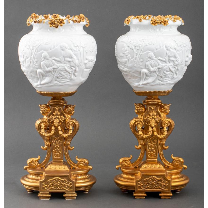  Italian Pair Glazed / Hand Gilt Porcelain Table Lamps   For Sale 5