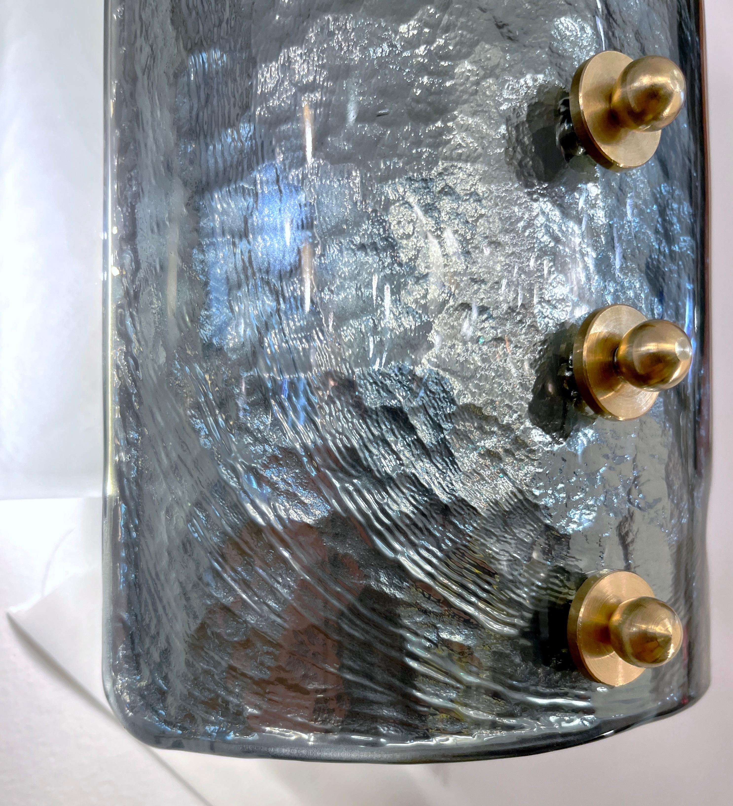 Italienische Paar Moderne gebogene Aqua Silber Blau Textur Murano Glas Grafik Wandleuchten im Zustand „Neu“ im Angebot in New York, NY