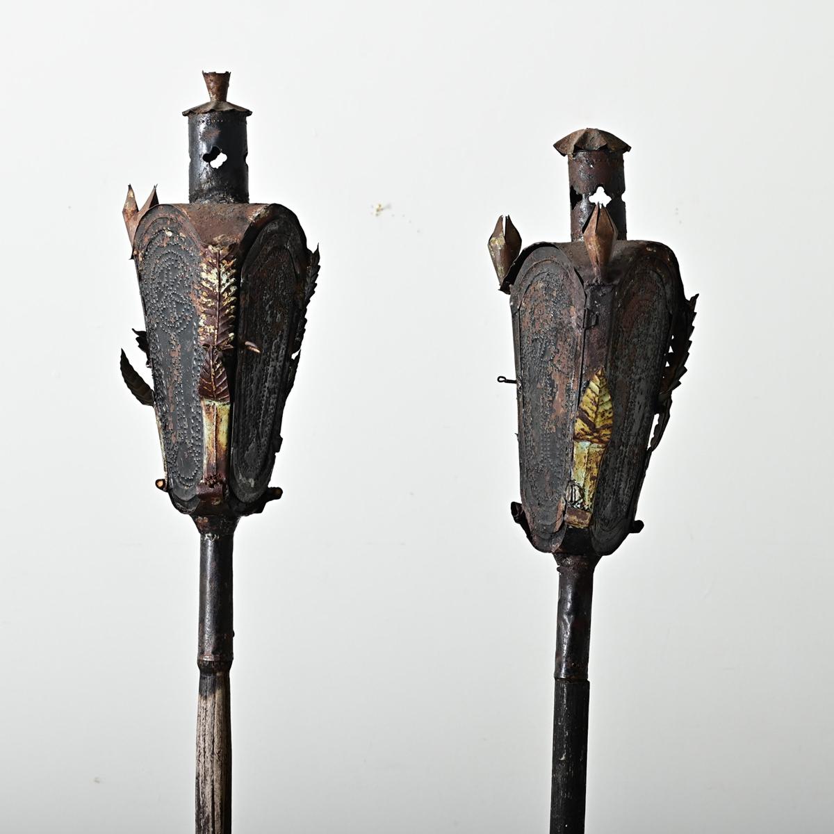 Pareja italiana de antorchas de incienso religioso del siglo XVIII en Bueno estado para la venta en Baton Rouge, LA