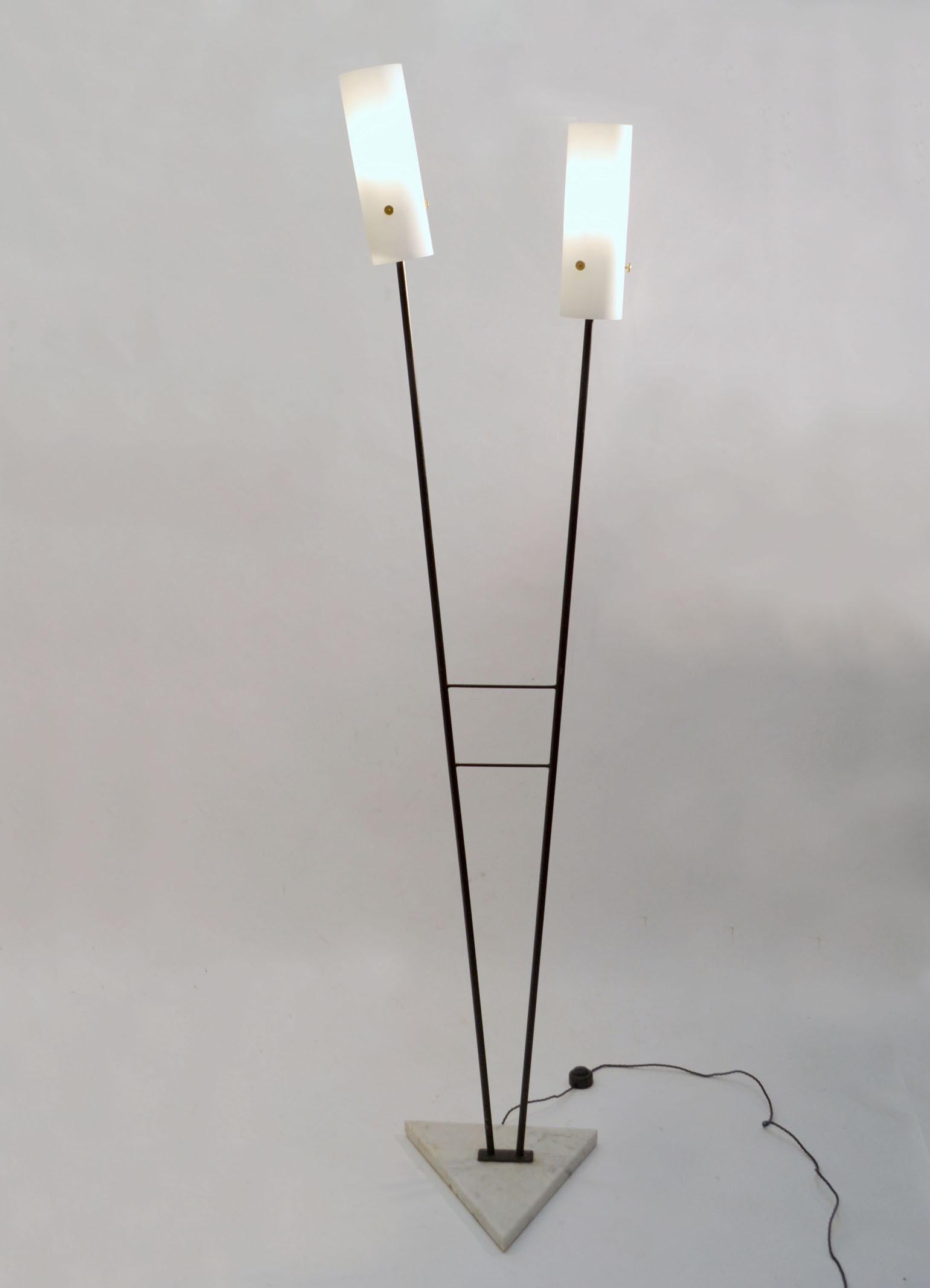 Pair of Black and White Marble Stilnovo Style Floor Lamps, 1960s, Italy 1