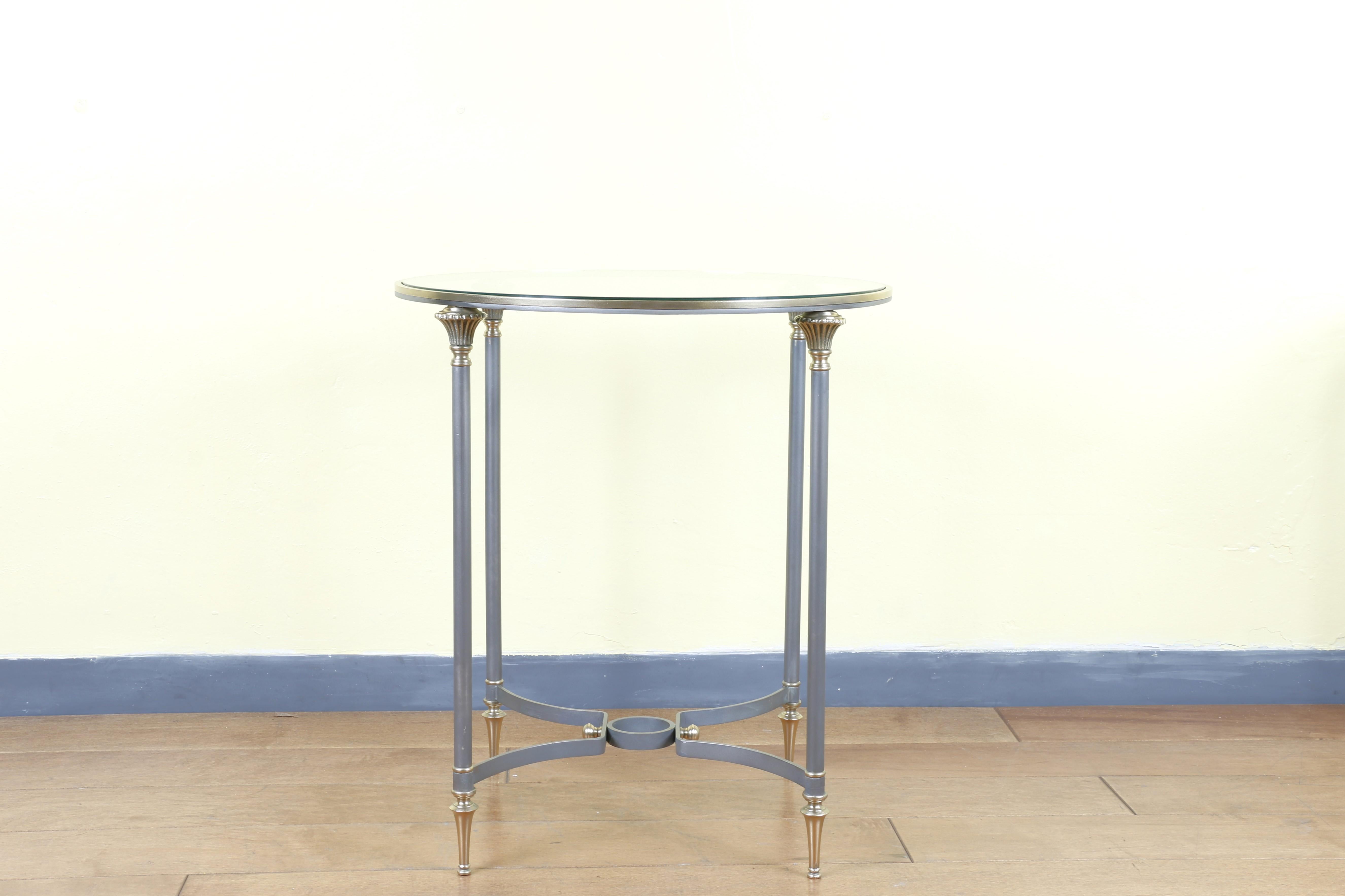 Italian Pair of 1970’s Side Tables For Sale 9