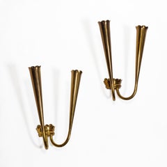 Italian Pair of 2-Armed Floral Brass Sconces Wall Lights, Italy 1940s