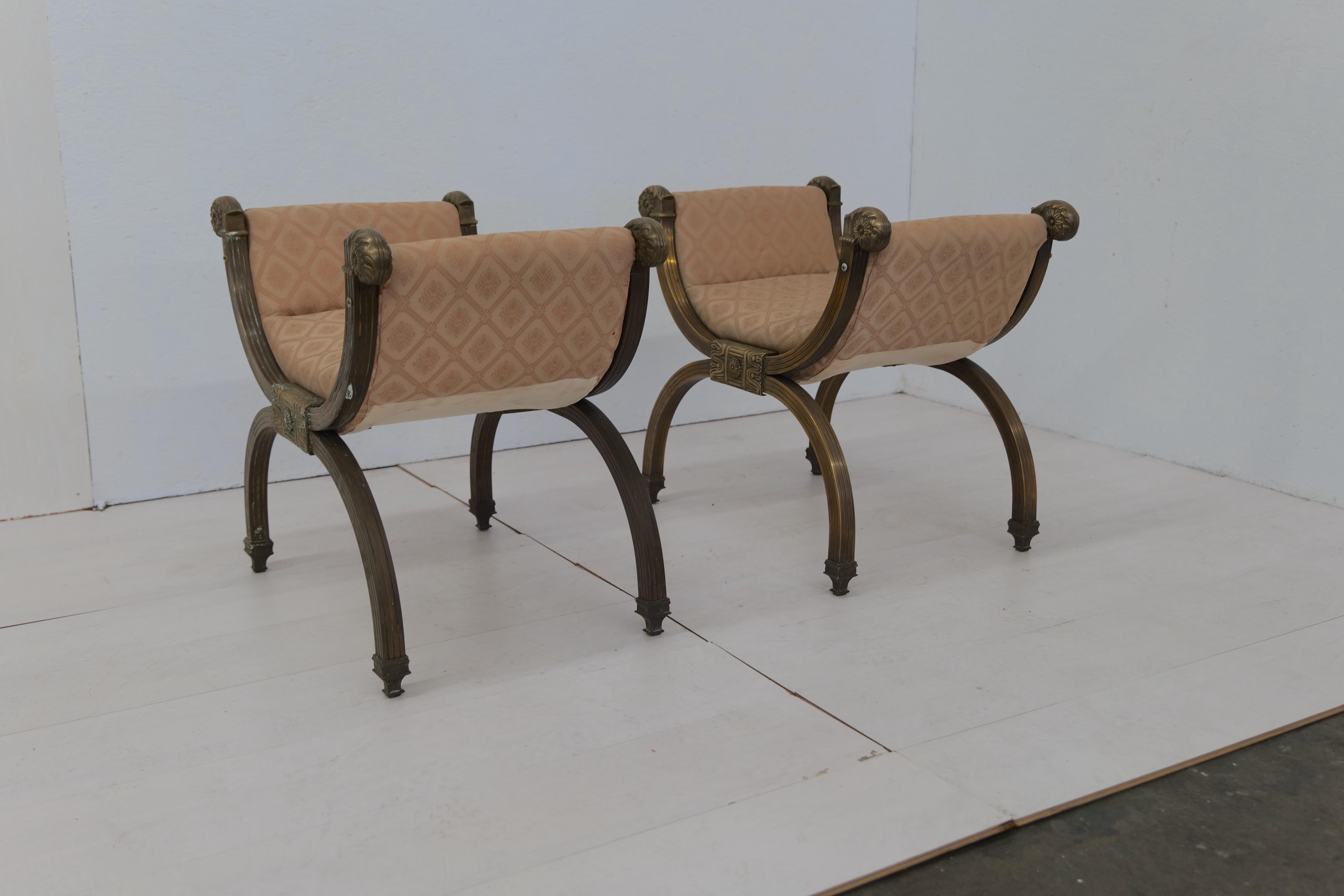 Paire de 2 fauteuils baroques italiens, années 1600 en vente 5