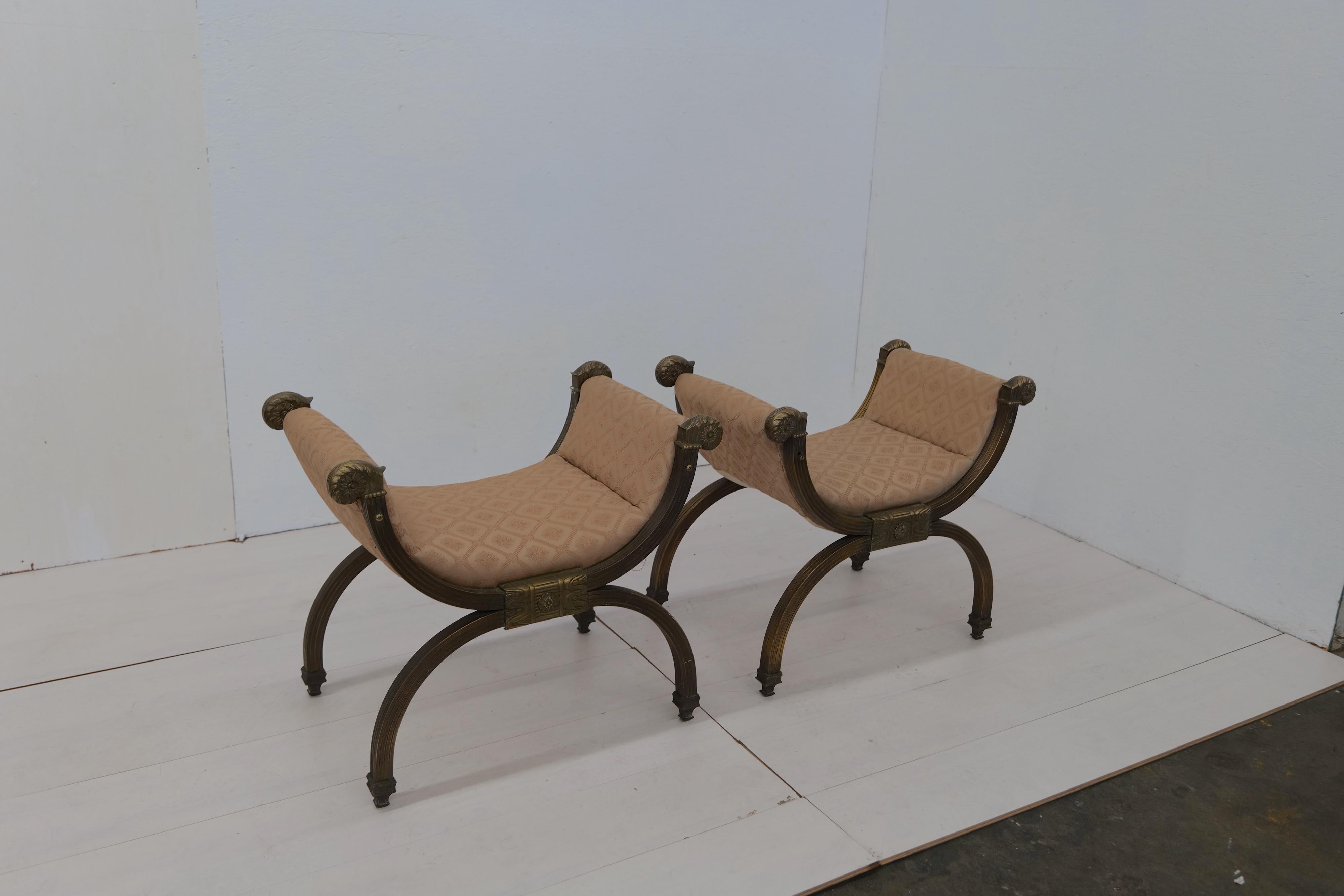 Laiton Paire de 2 fauteuils baroques italiens, années 1600 en vente