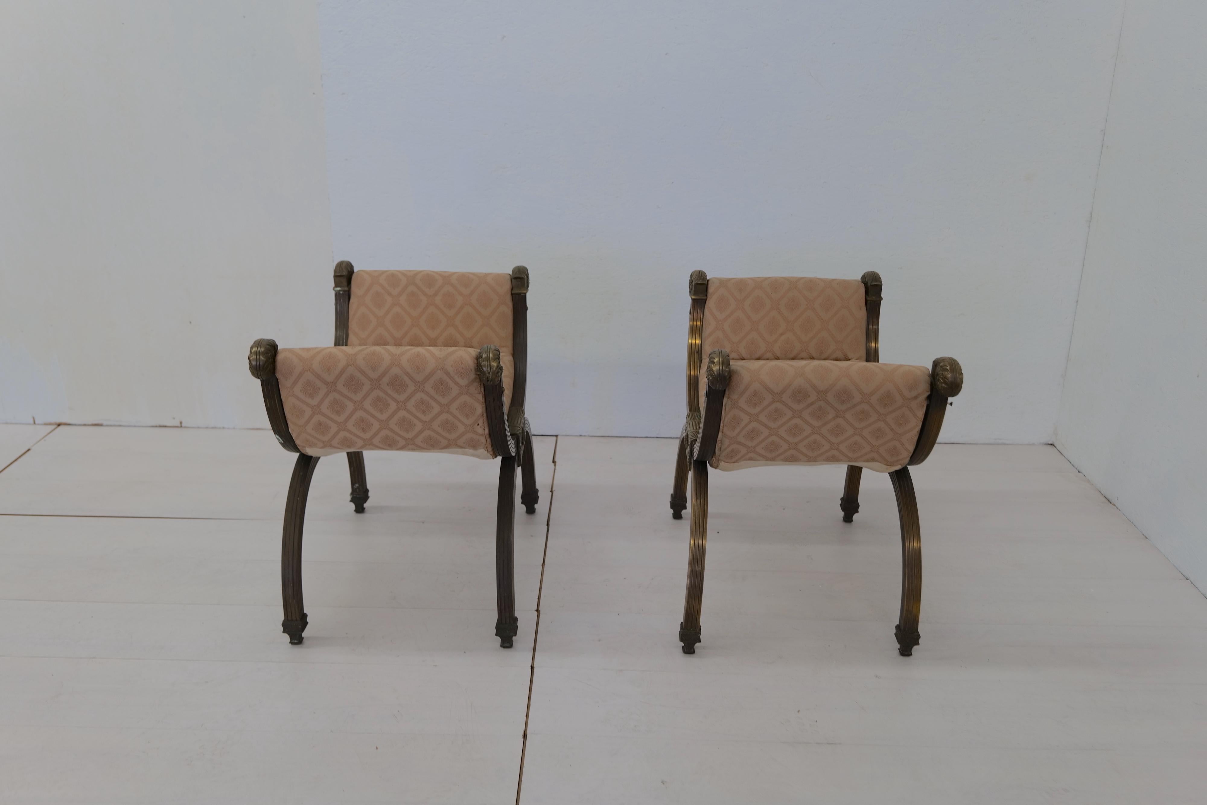 Italian Pair of 2 Baroque Armchairs, 1600s For Sale 4
