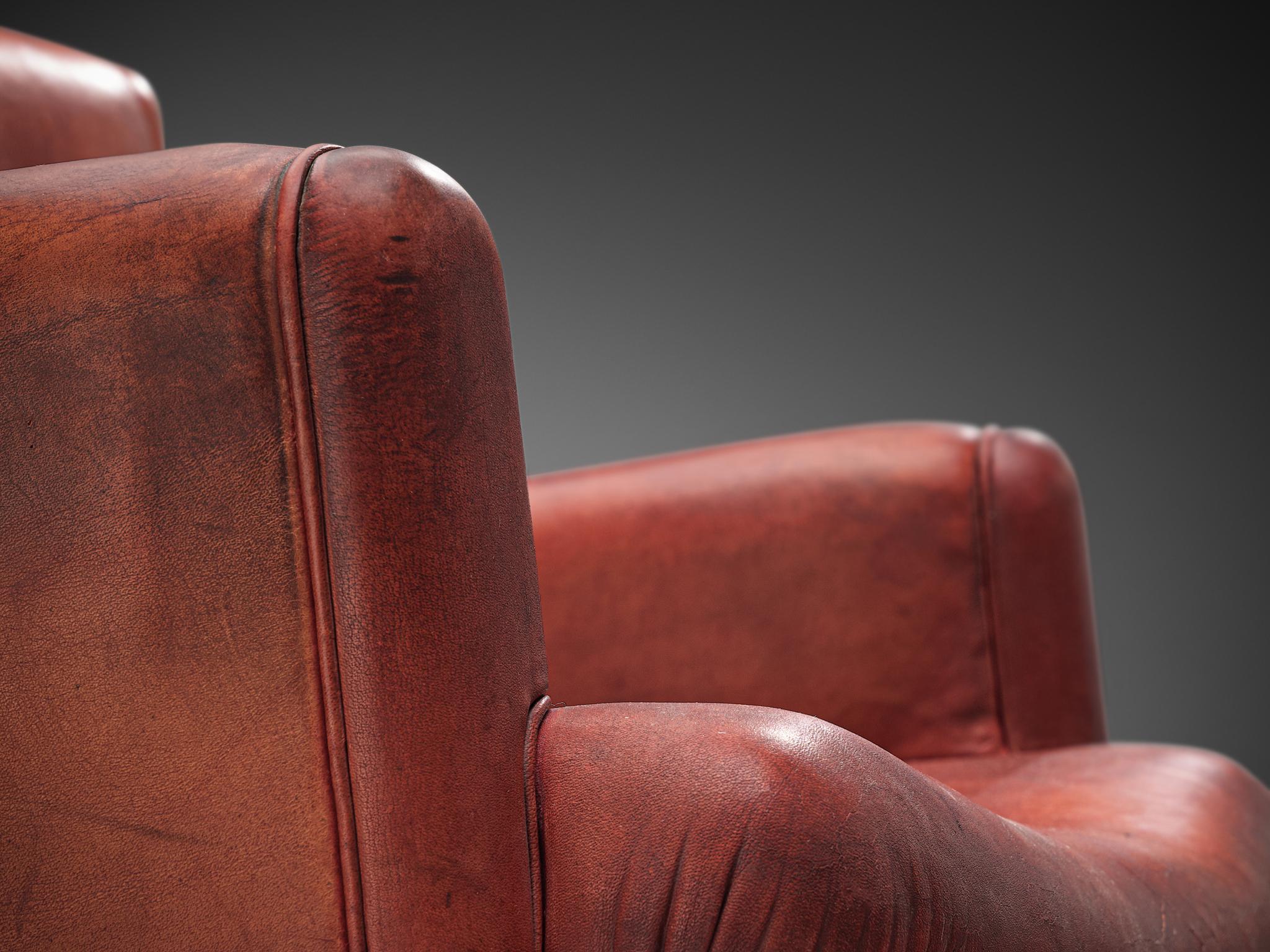 Italian Pair of Armchairs in Marble and Red Leather For Sale 1