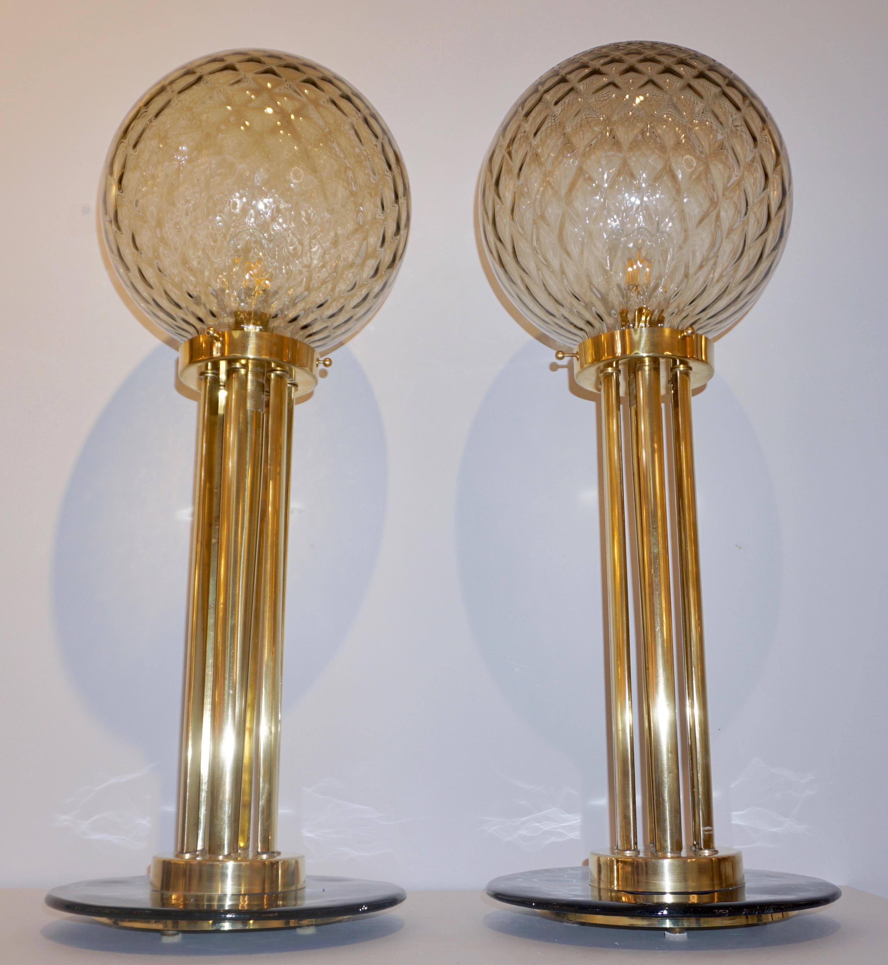 Italian Pair of Art Deco Design Amber Gold and Black Murano Glass Brass Lamps 7
