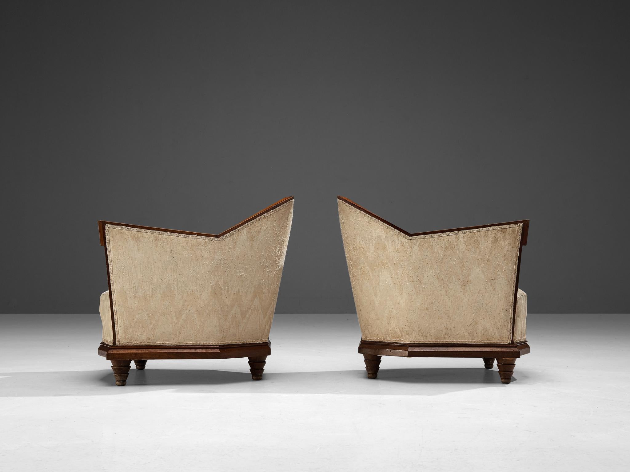 Italian Pair of Art Deco Lounge Chairs in Walnut and Silk  1