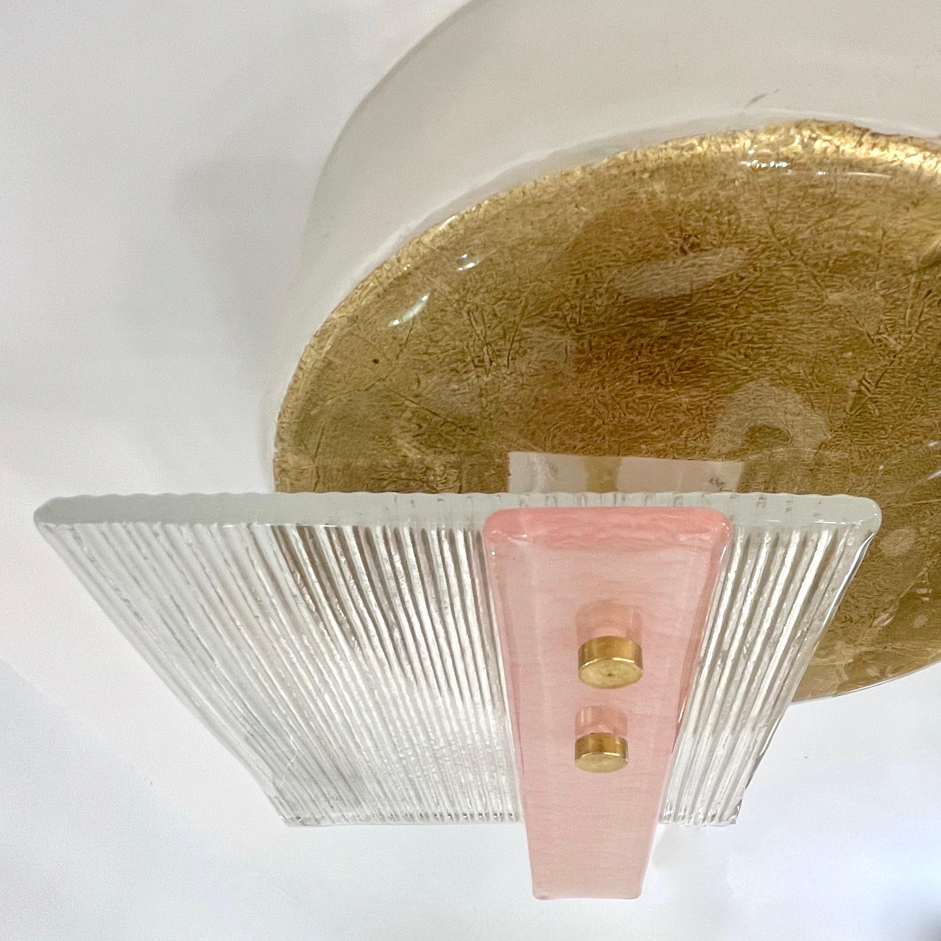 Paire d'appliques italiennes de style Art Déco en verre de Murano texturé rose doré et cristal en vente 3