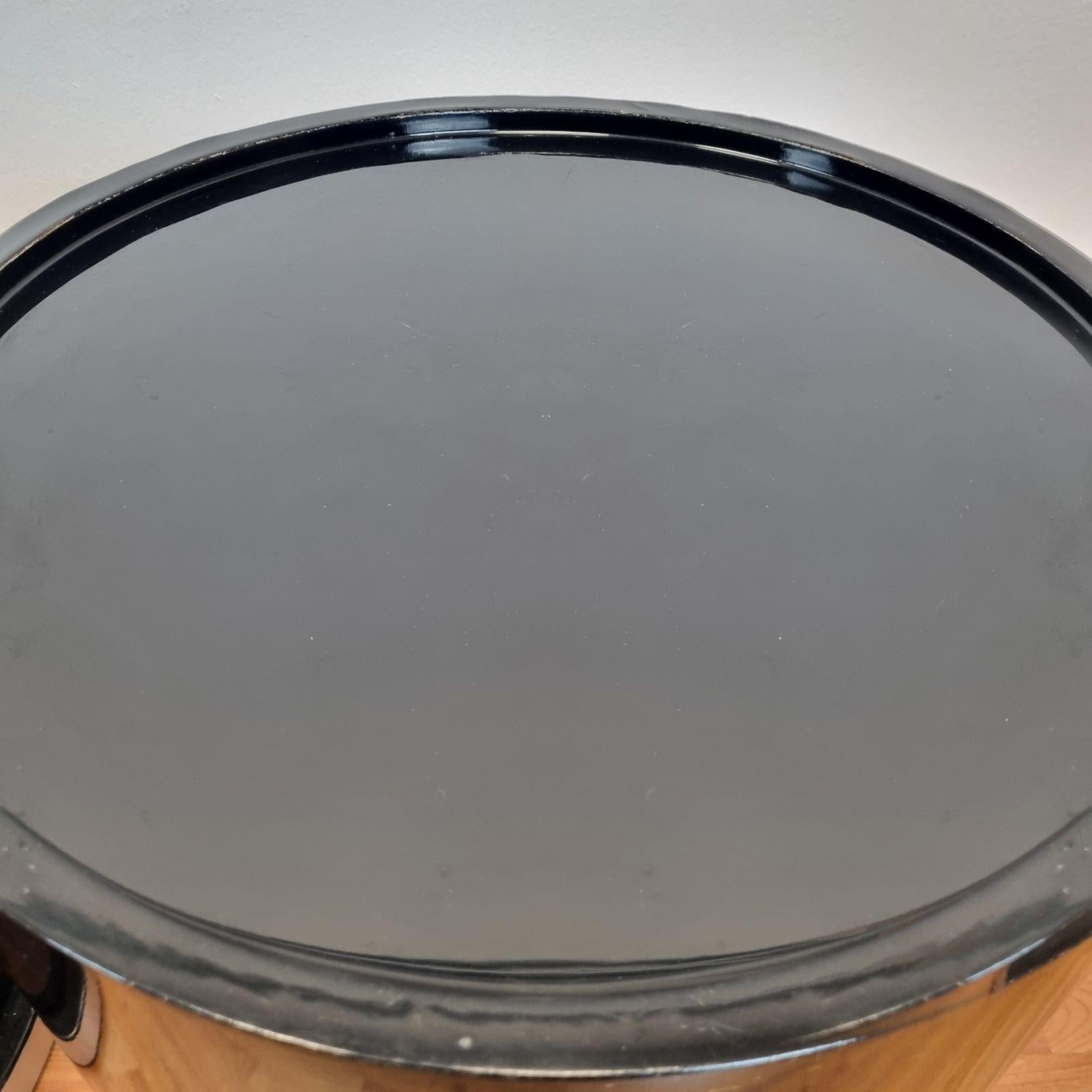 Paire italienne de  Tables de nuit laquées noires de Willy Rizzo pour Mario Sabot, années 70 en vente 6