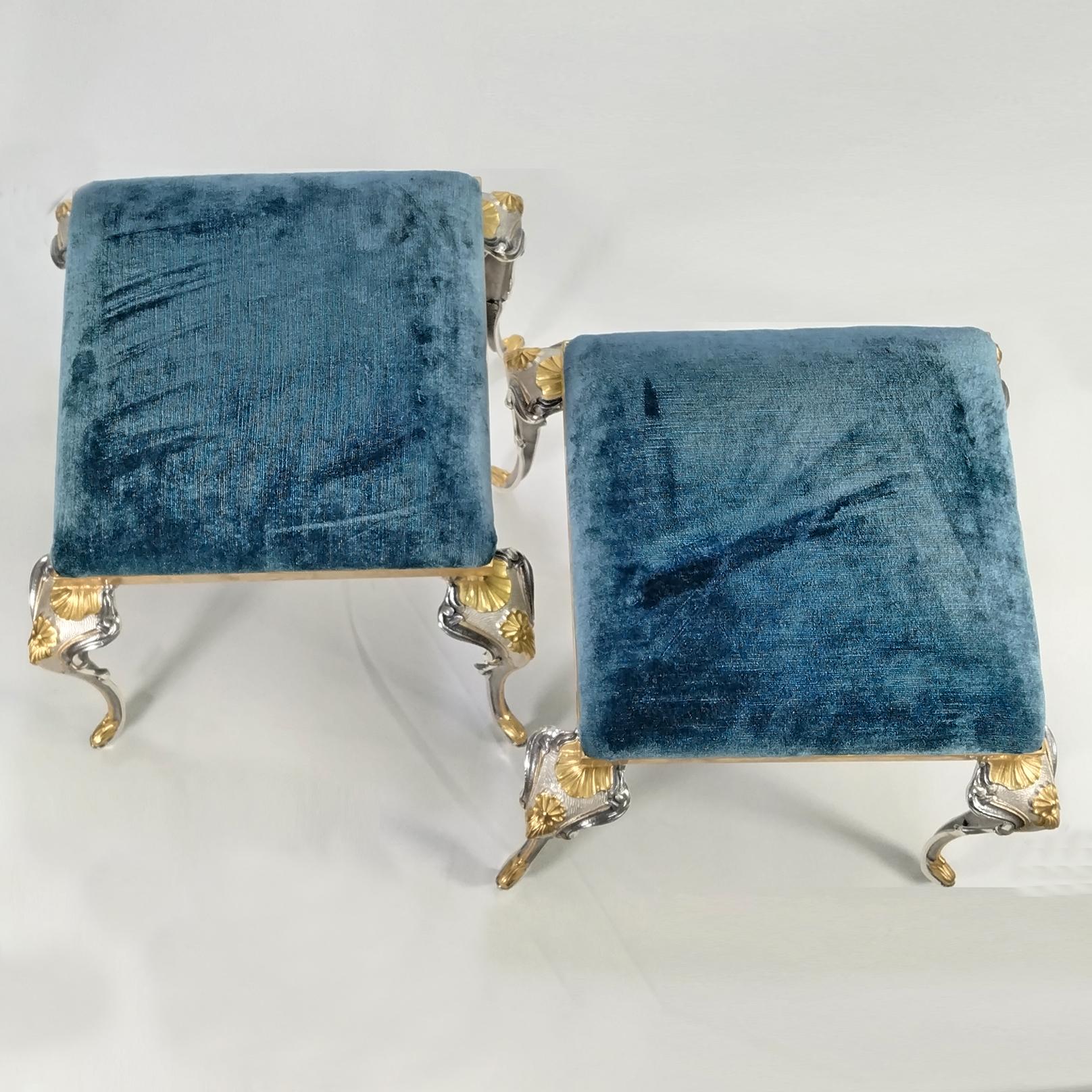 Italian Paire italienne de  Chaises en laiton pour table d'échecs en vente
