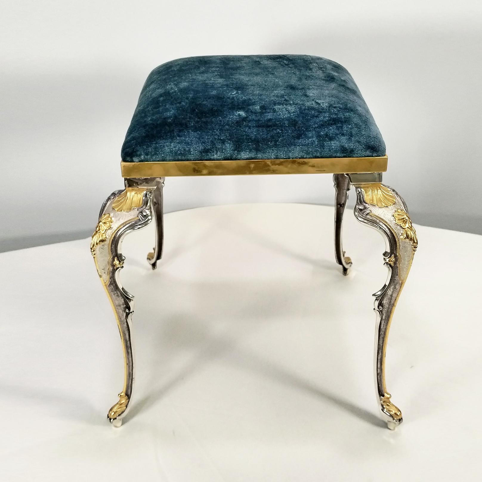 Forgé Paire italienne de  Chaises en laiton pour table d'échecs en vente