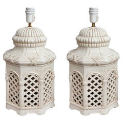 Coppia di lampade da tavolo in ceramica italiana, terracotta smaltata avorio, anni '70