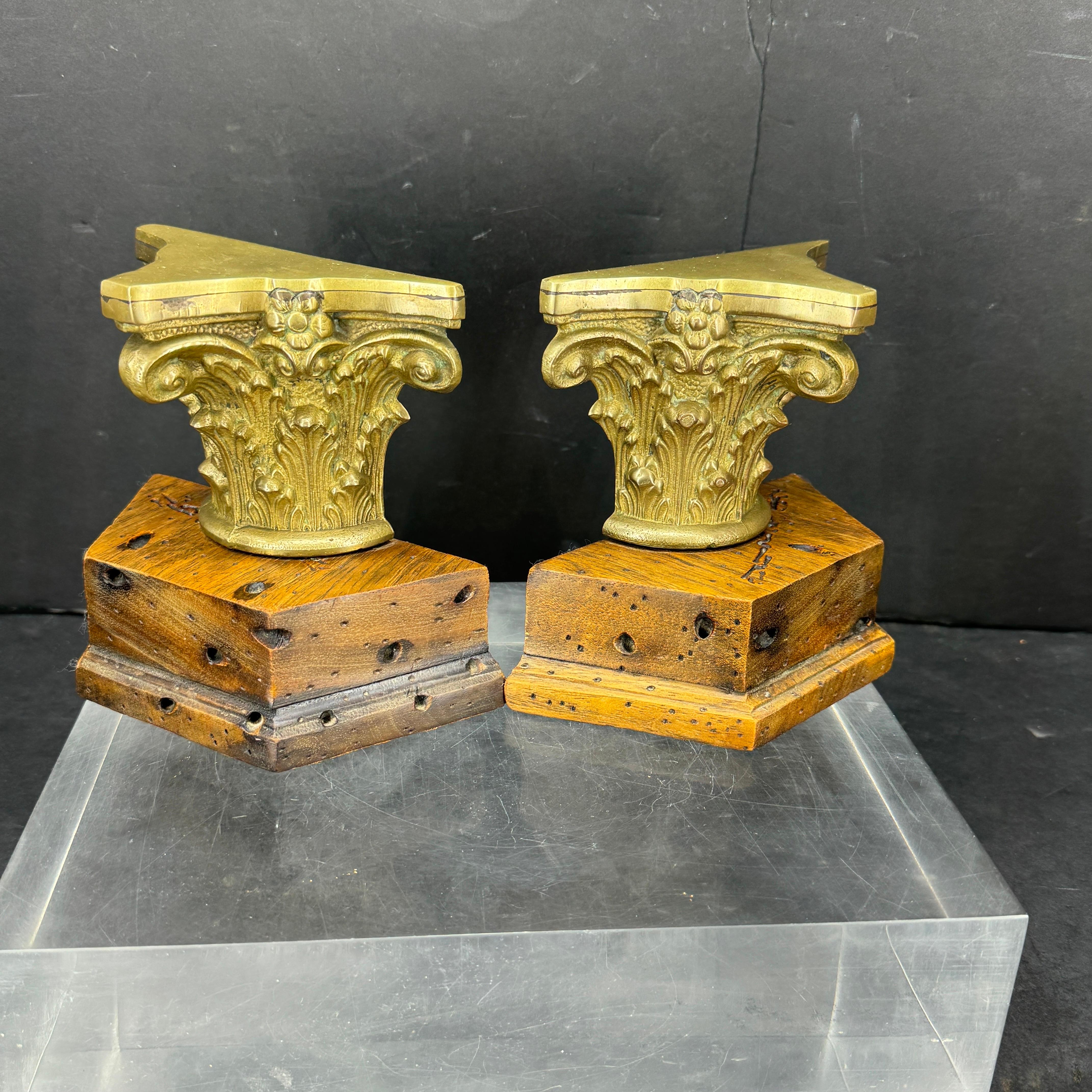 Italian Pair of Corinthian Burl Bookends, Mid-Century Modern In Good Condition For Sale In Haddonfield, NJ