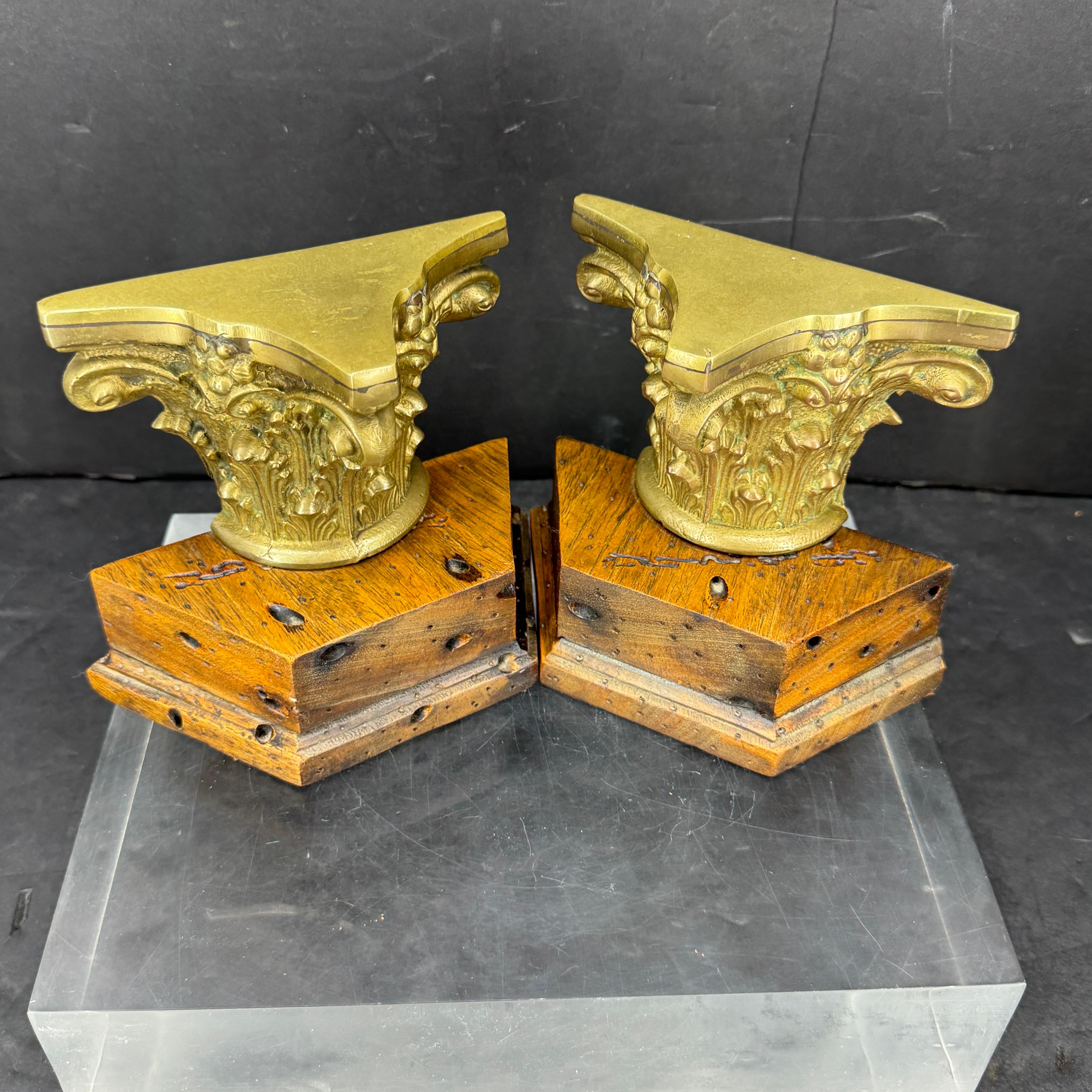 Bronze Italian Pair of Corinthian Burl Bookends, Mid-Century Modern For Sale