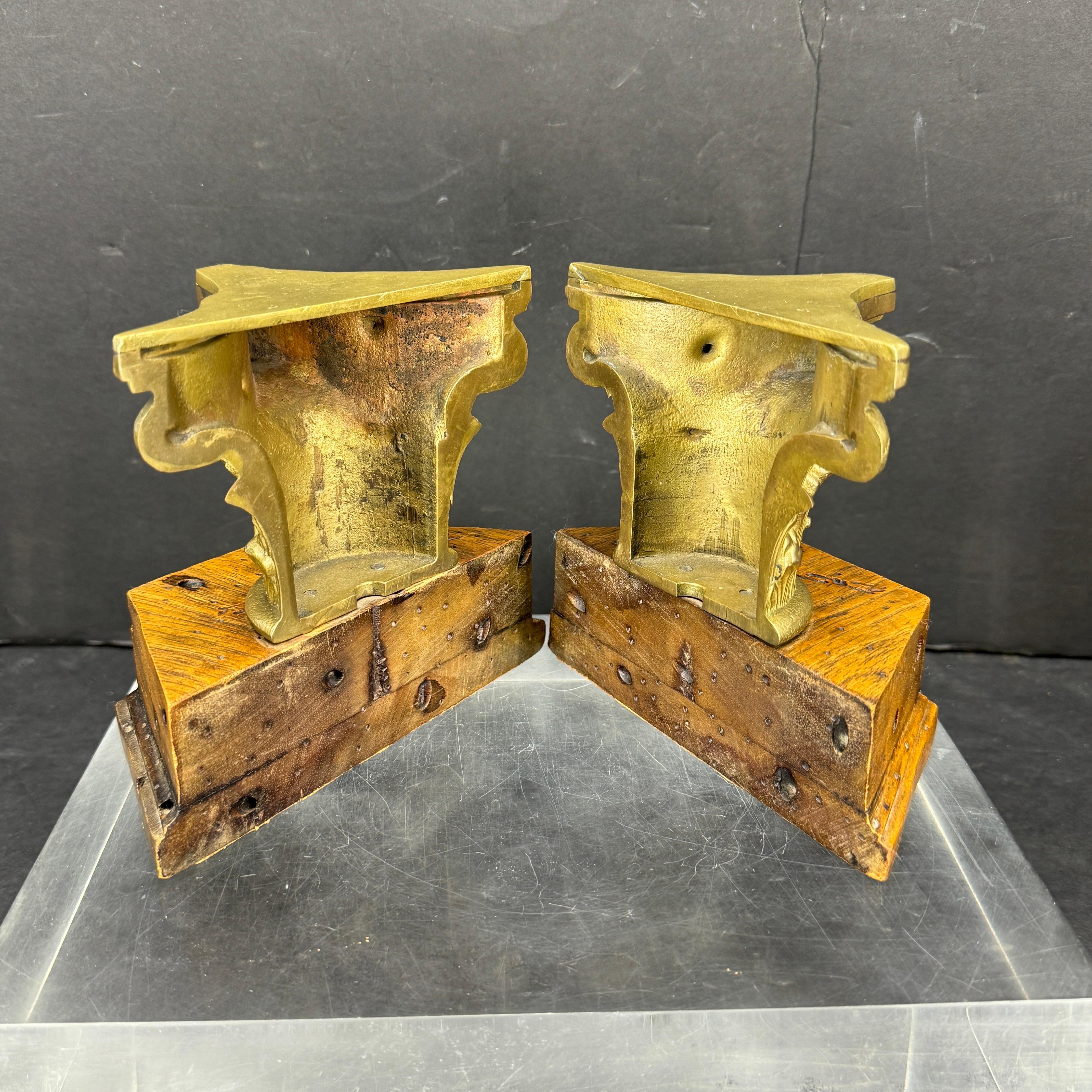 Italian Pair of Corinthian Burl Bookends, Mid-Century Modern For Sale 1