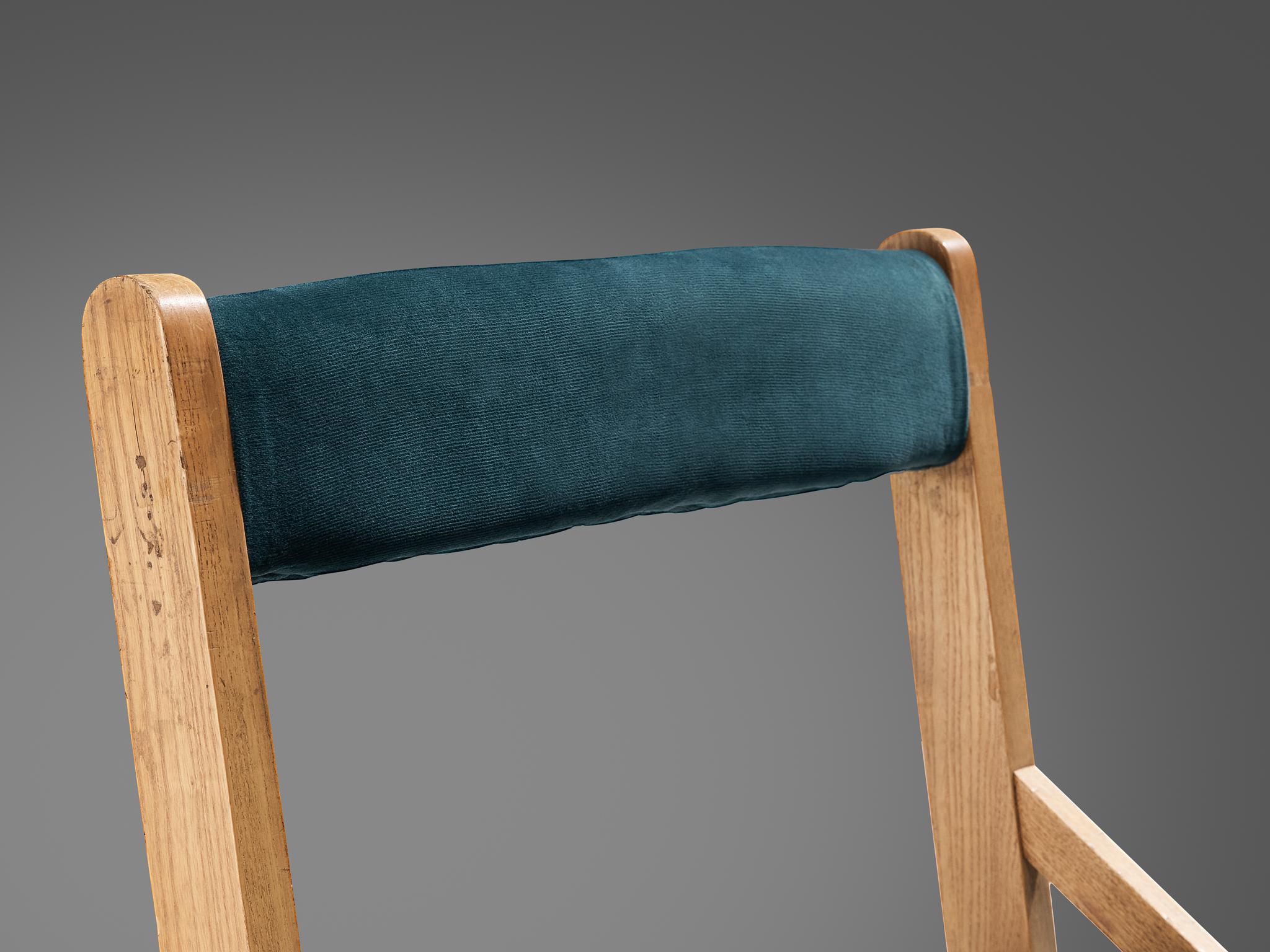 Coppia di sedie da pranzo italiane con struttura in Oak in vendita 1