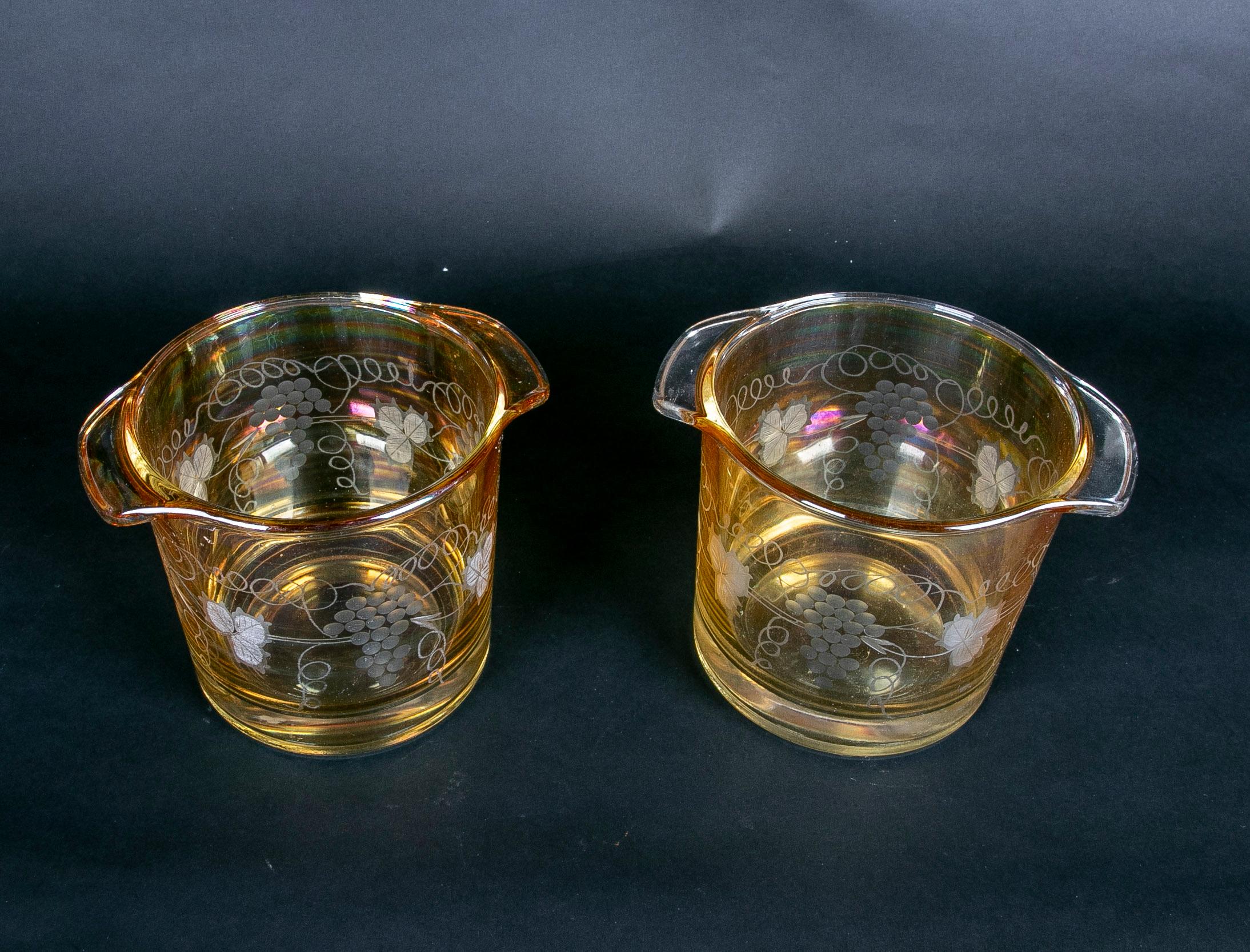 Italian Pair of Glass Vessels with Grapes Carved Decoration  In Good Condition For Sale In Marbella, ES
