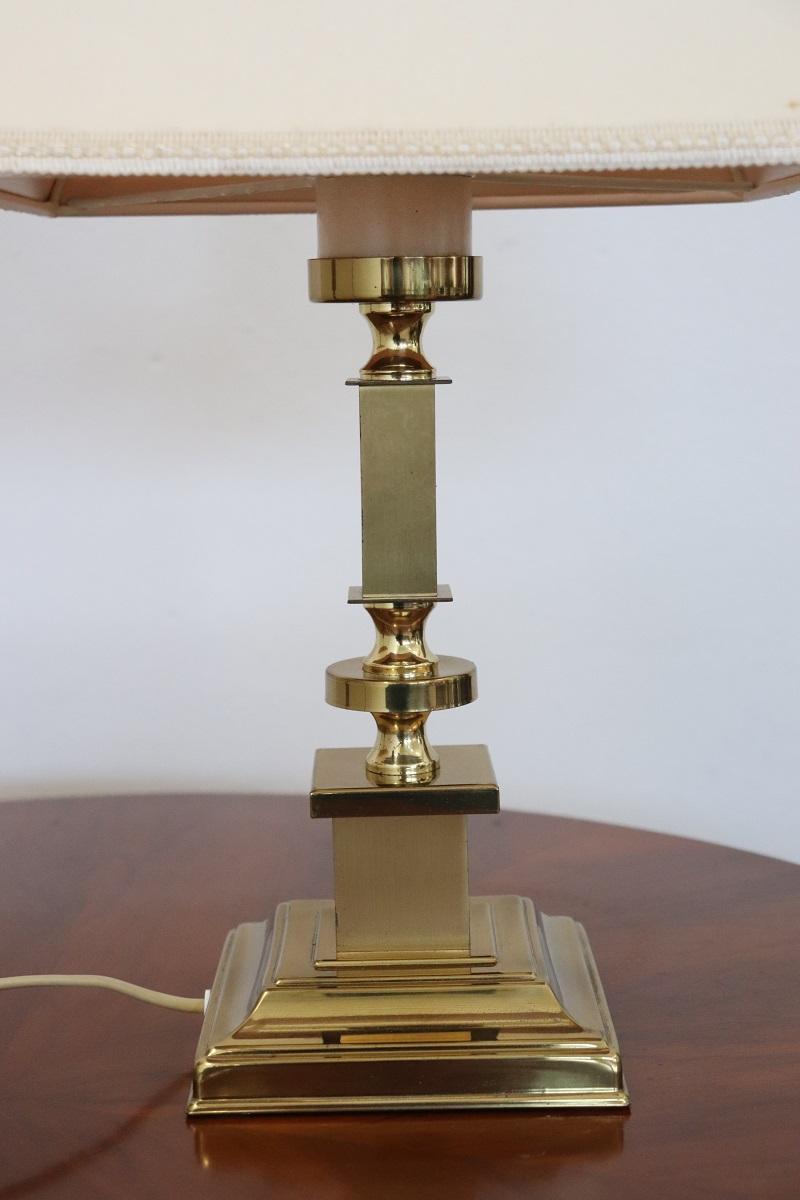 Coppia italiana di lampade da comodino dorate, anni '70 in vendita 5
