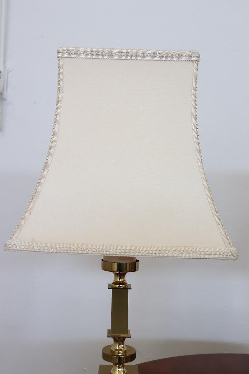 Coppia italiana di lampade da comodino dorate, anni '70 in vendita 7