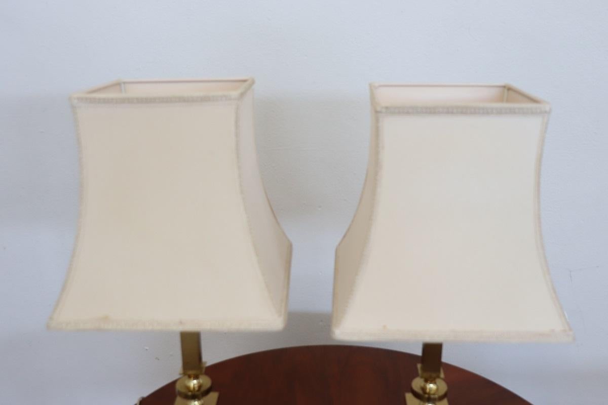 Metallo Coppia italiana di lampade da comodino dorate, anni '70 in vendita