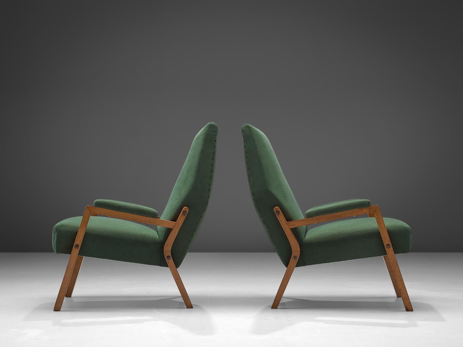 Italian Pair of High Back Lounge Chairs in Green Upholstery For Sale 1
