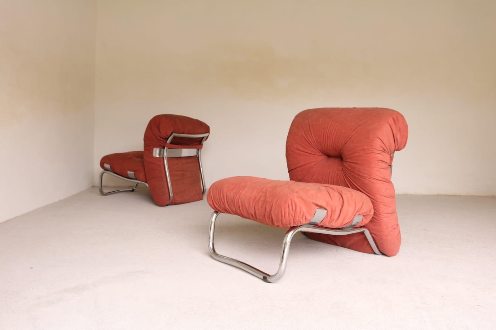 Mid-Century Modern Italian Pair of Lather Chairs For Sale