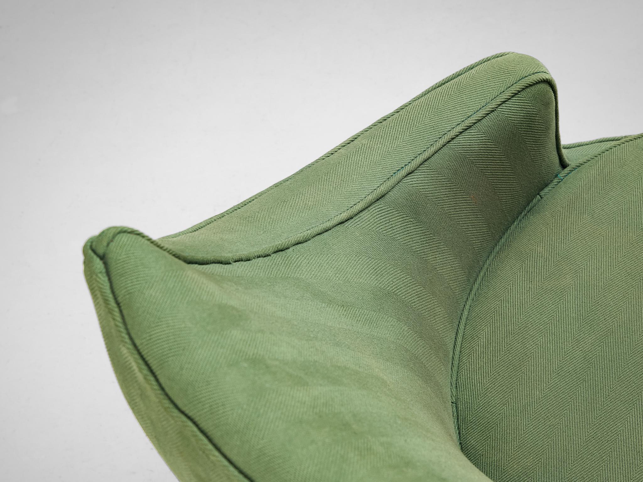 Italian Pair of Lounge Chairs with Soft Green Upholstery For Sale 3