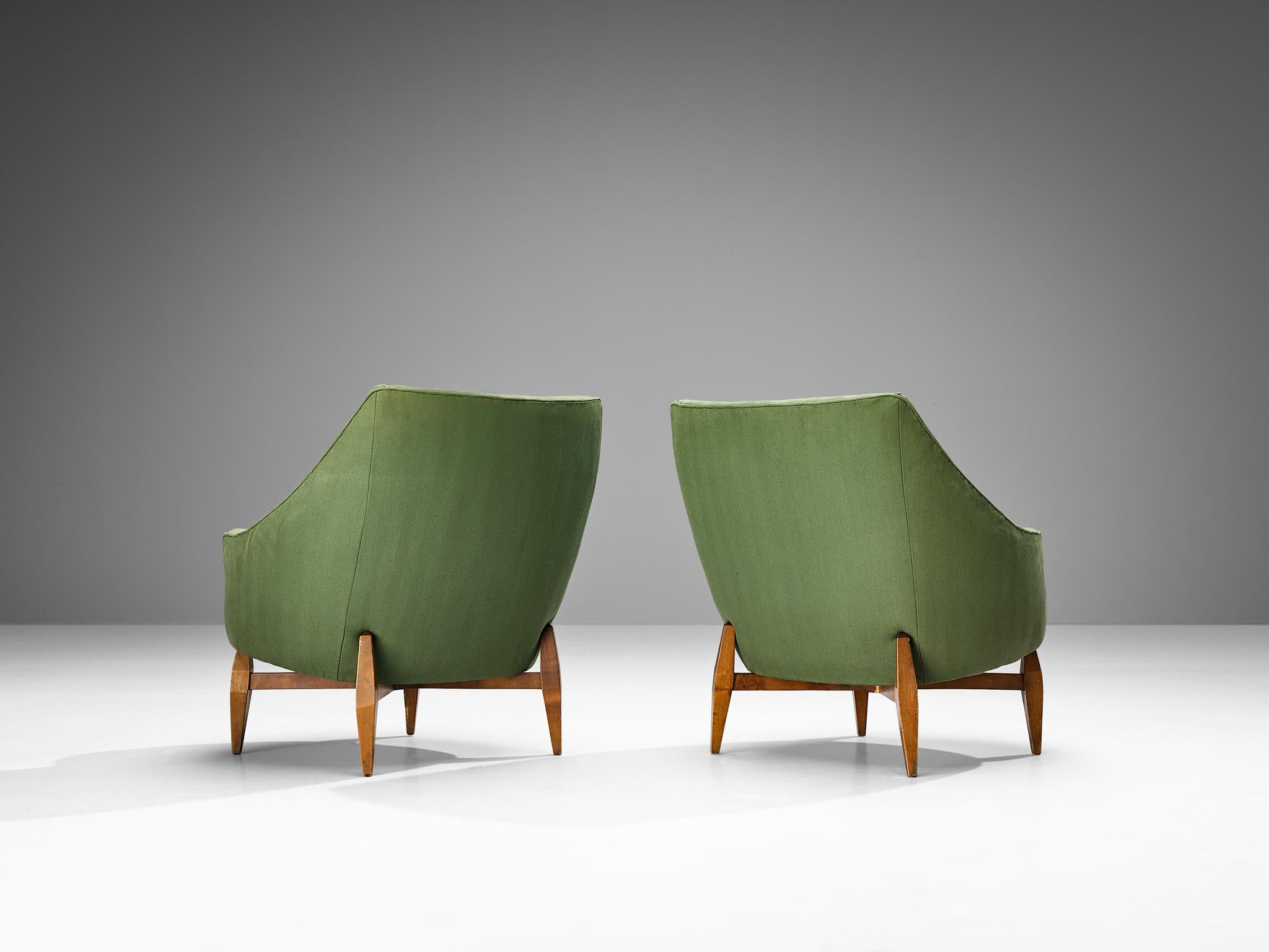 Mid-Century Modern Italian Pair of Lounge Chairs with Soft Green Upholstery For Sale