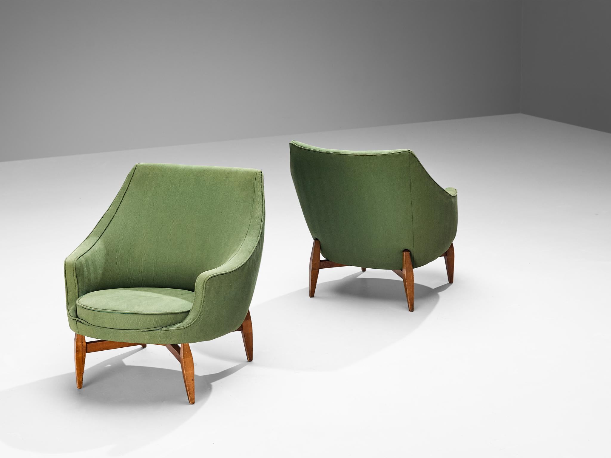 Italian Pair of Lounge Chairs with Soft Green Upholstery In Good Condition For Sale In Waalwijk, NL