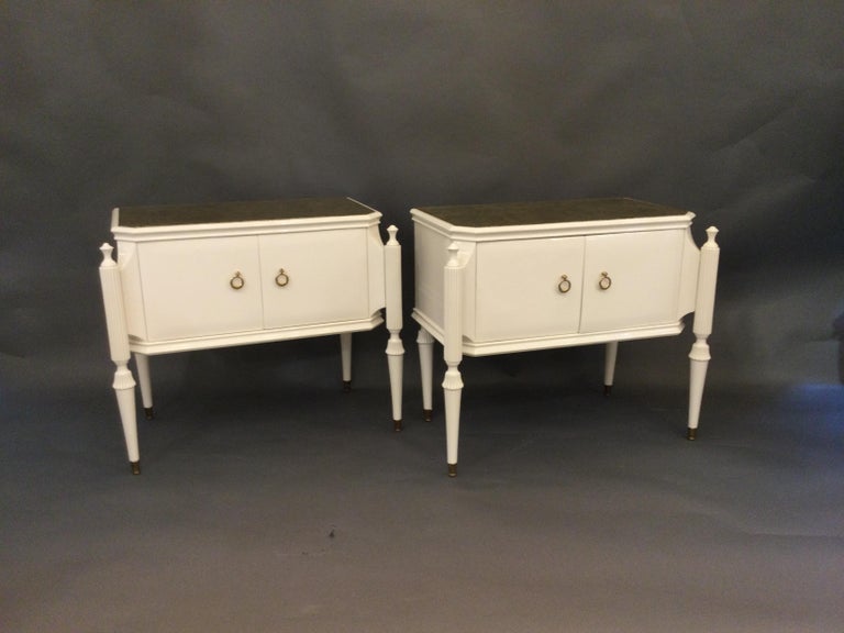 Italian Pair of Mid-Century Large Side Tables or Night Stands For Sale 2