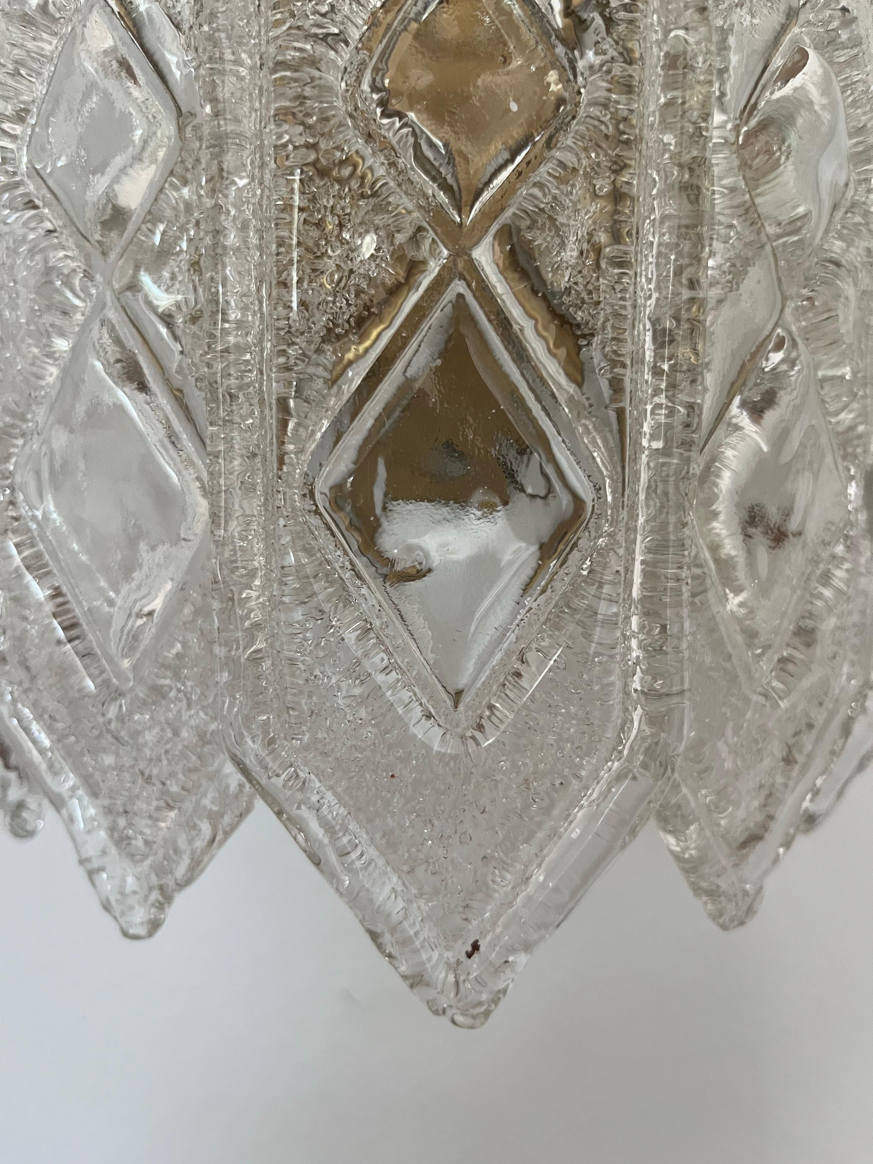 Italienisches Paar Wandleuchten aus klarem Murano-Glas aus der Mitte des Jahrhunderts, 1970er Jahre (Metall) im Angebot