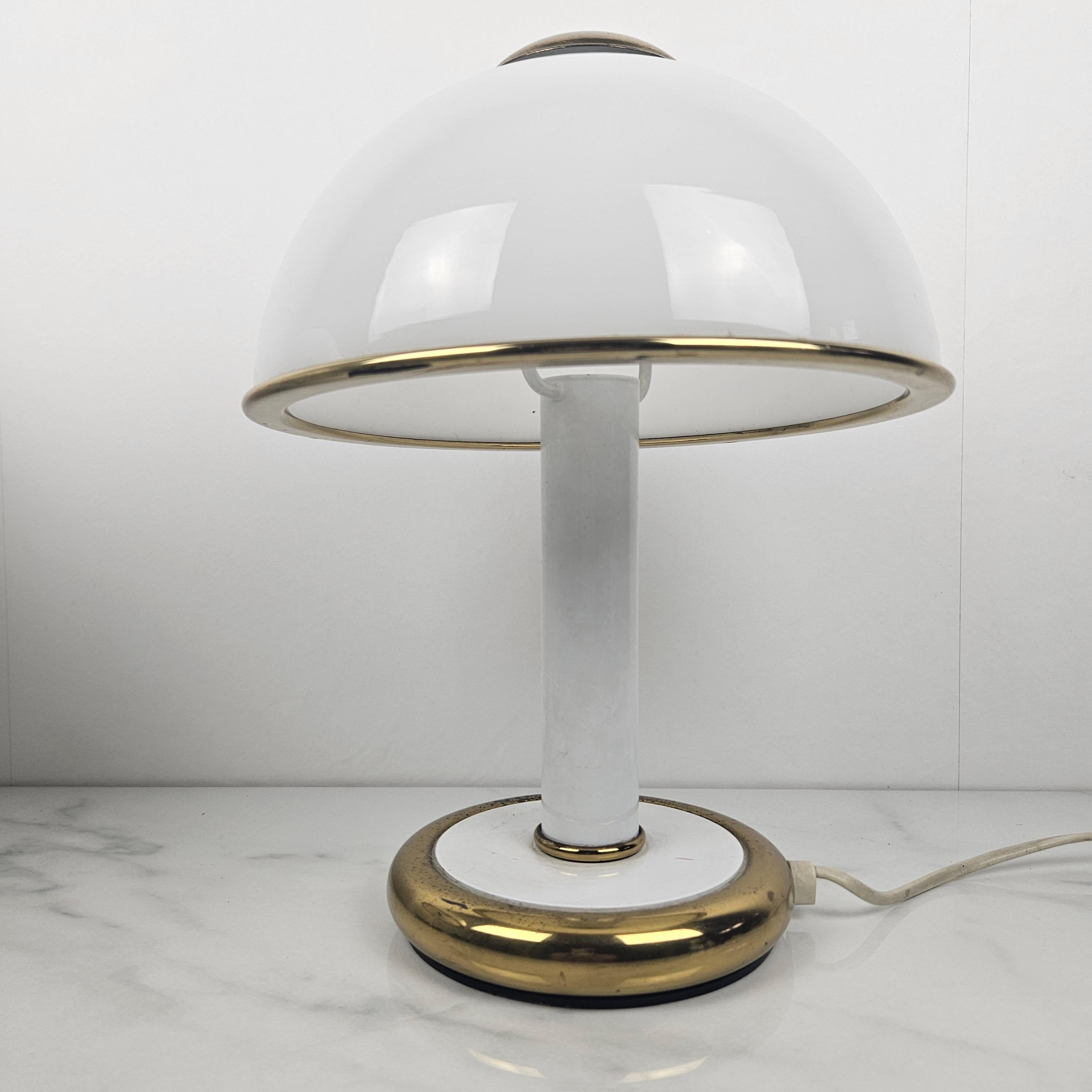 Fin du 20e siècle Paire de lampes de table ou de chevet en verre de Murano par F. Fabbian, années 1970 en vente