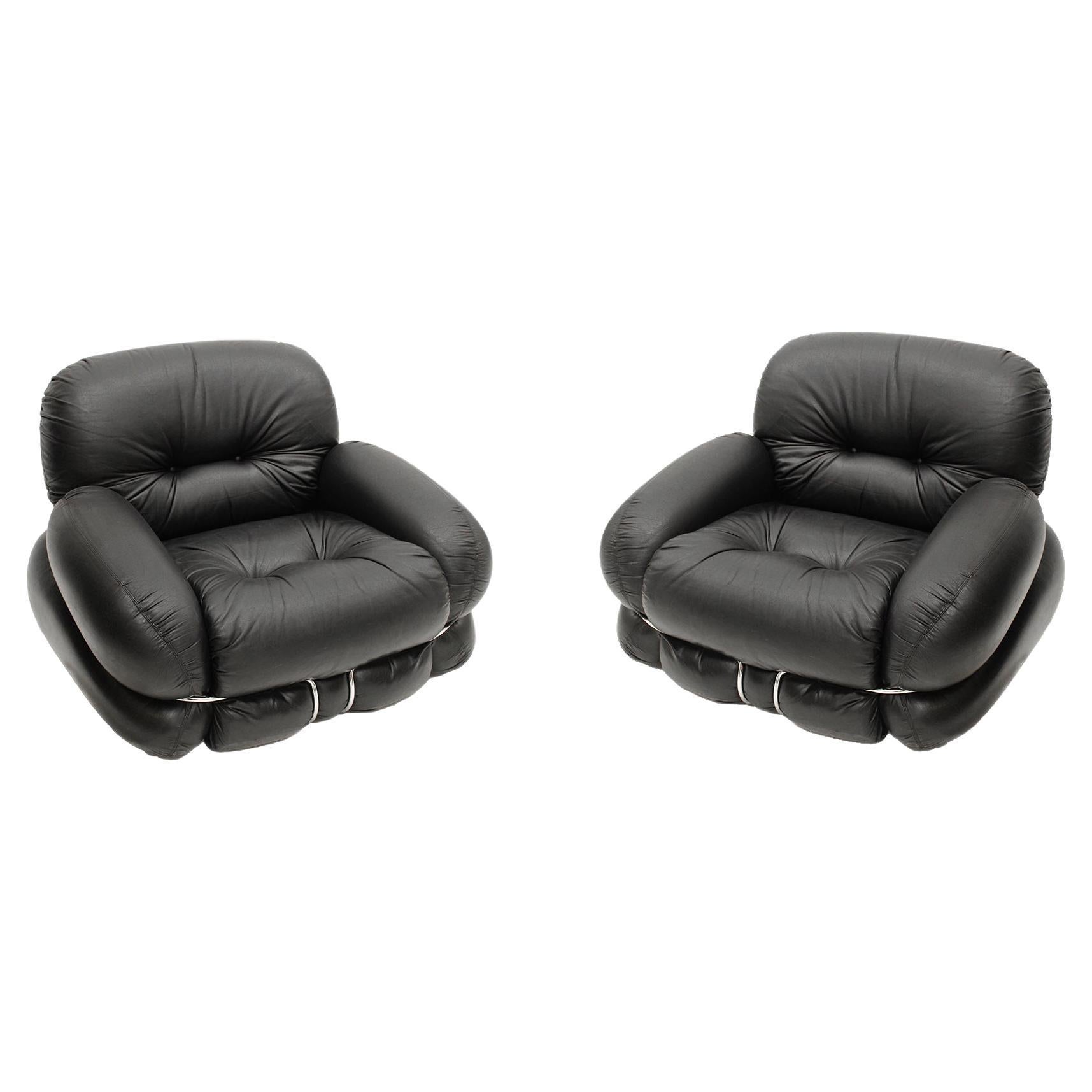 Italian Pair Of Okay Armchairs by Adriano Piazzesi with Black Leather and Steel  For Sale