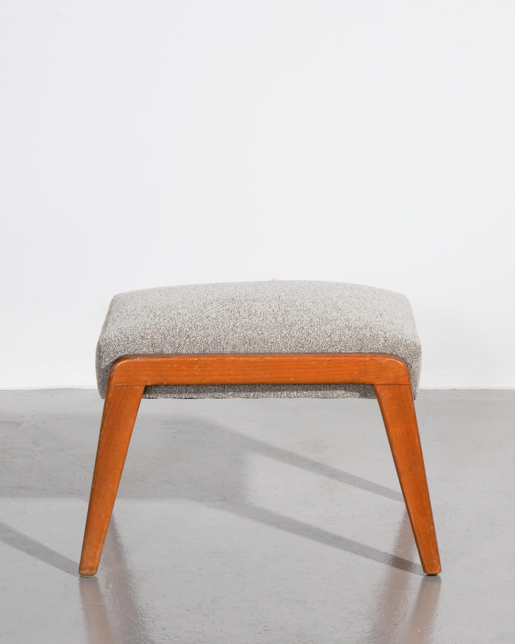 c.1950s
Wood and padded vinyl leather
Item to be reupholstered in customer's choice of fabric
H37 x W45 x D39 cm