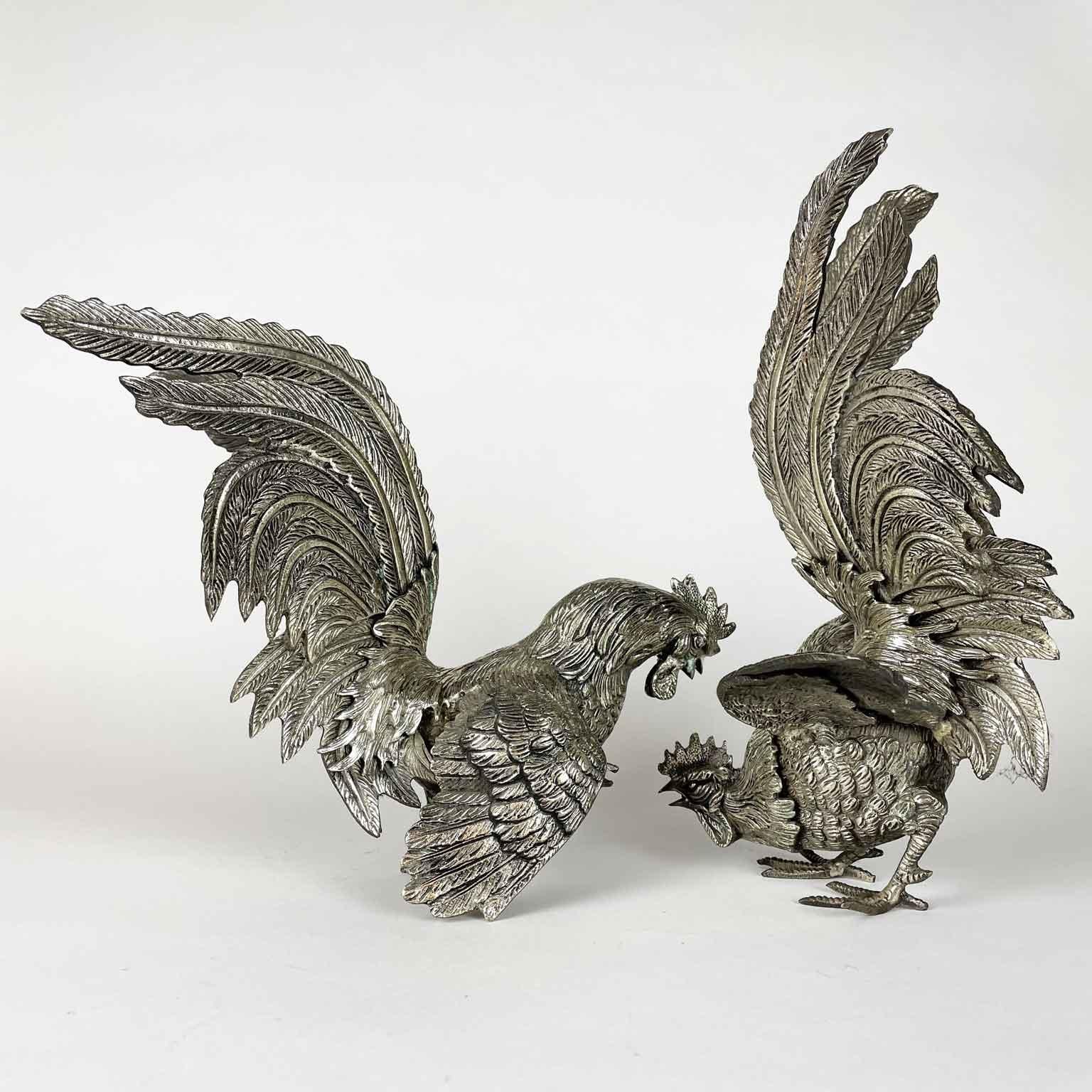 Italian Pair of Rooster Figures 20th Century Art Nouveau Animalier Sculptures In Good Condition For Sale In Milan, IT