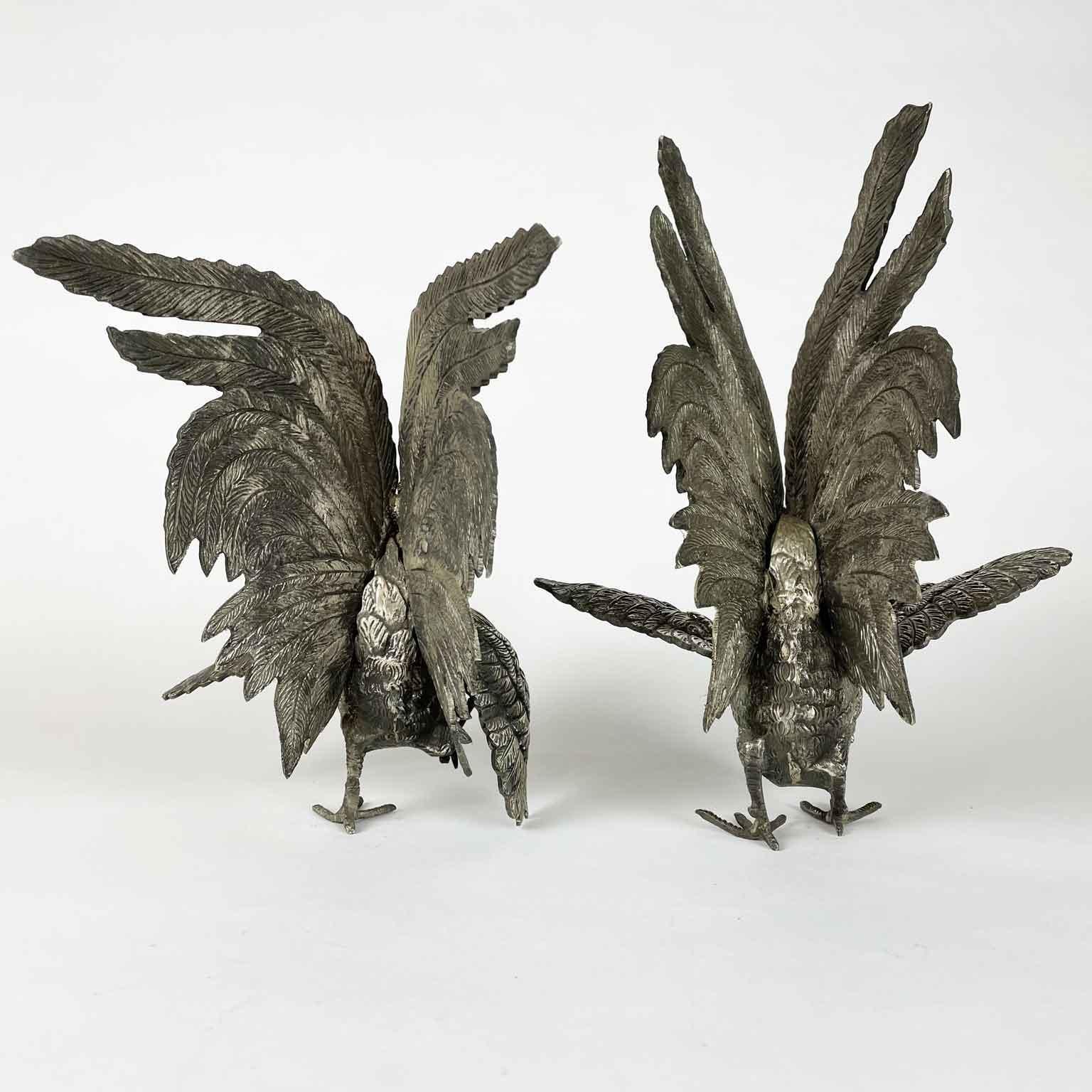 Italian Pair of Rooster Figures 20th Century Art Nouveau Animalier Sculptures For Sale 1