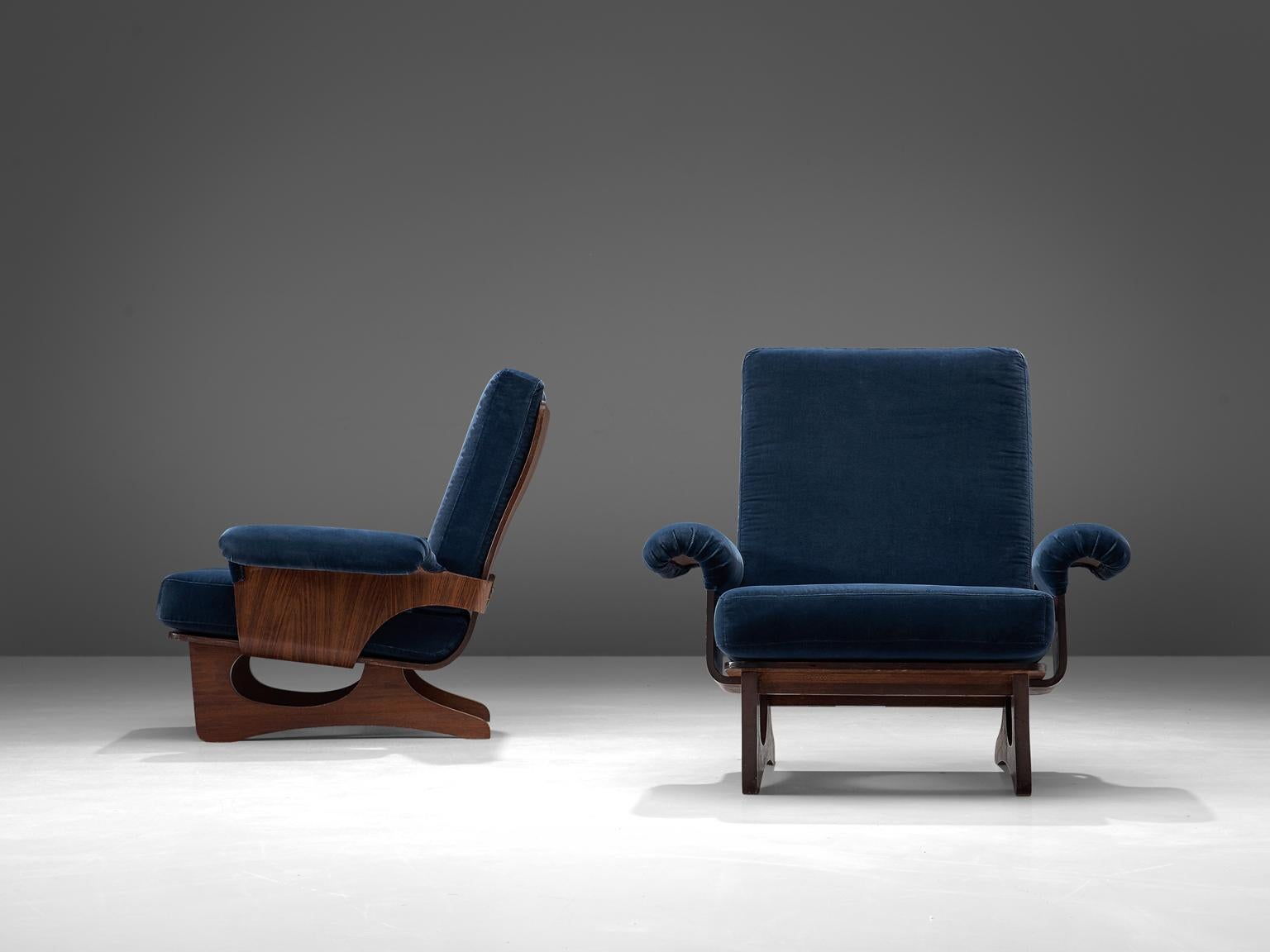 Mid-Century Modern Silvio Cavatorta Pair of Rosewood Lounge Chairs in Blue Velvet