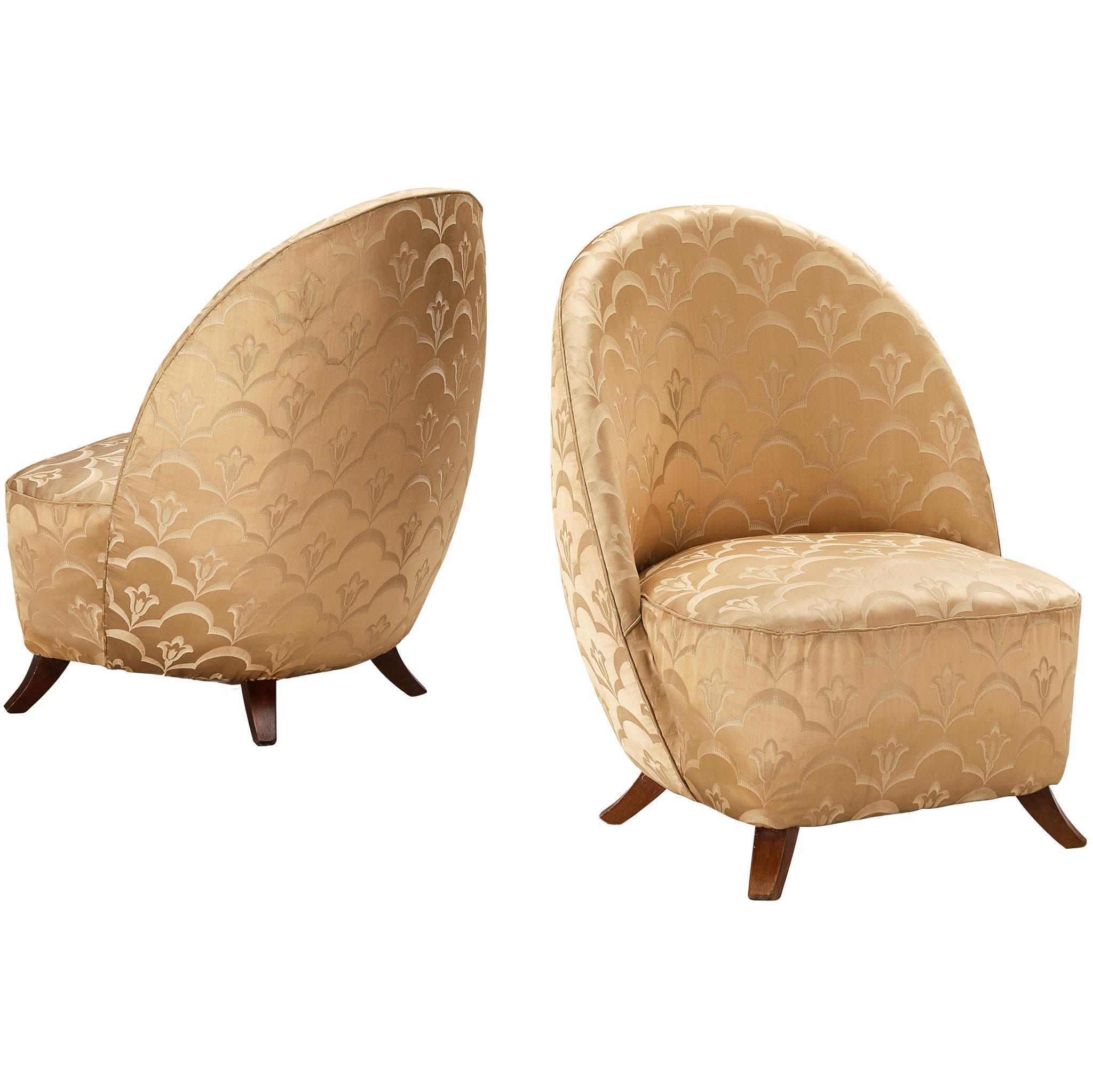 Italian Pair of Sculptural Lounge Chairs in Golden Damask Upholstery For Sale