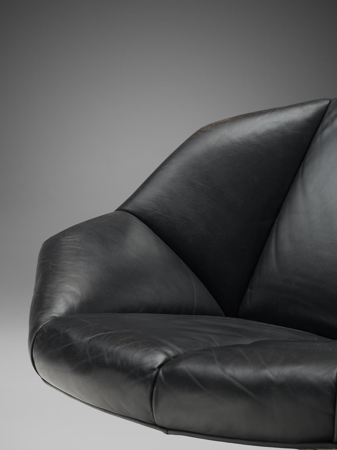 Italian Pair of Swivel Chairs in Black Leather 2