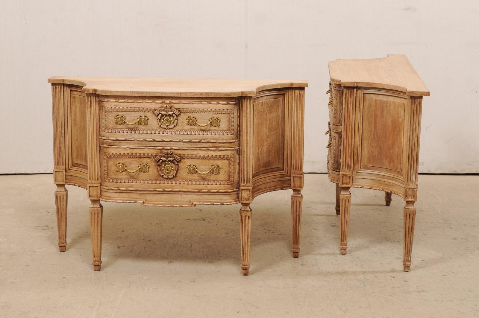Italian Pair of Two-Drawer Raised Console Chests, Neoclassical Style Carvings 5