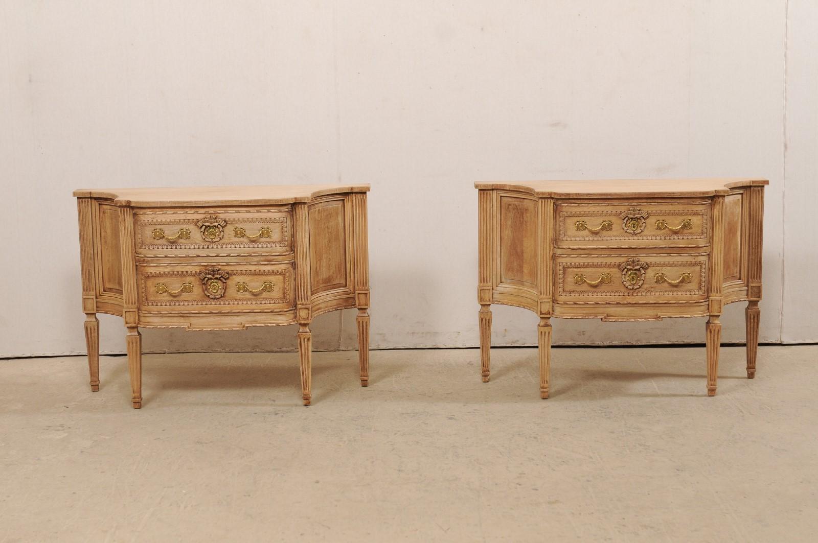 Italian Pair of Two-Drawer Raised Console Chests, Neoclassical Style Carvings 7