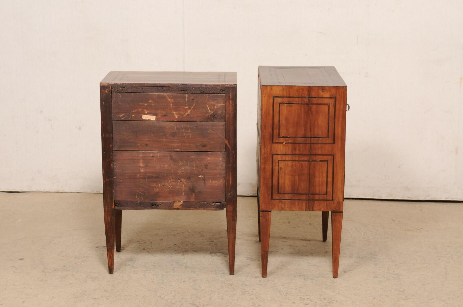 Italian Pair of Two-Drawer Side Chests w/Nice Inlay Banding, Early 19th C. For Sale 5