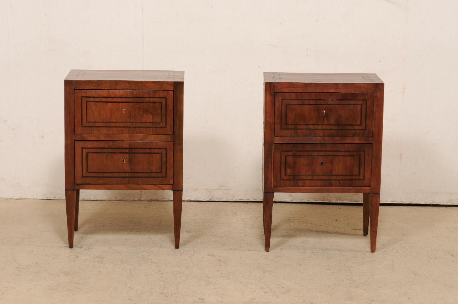 Italian Pair of Two-Drawer Side Chests w/Nice Inlay Banding, Early 19th C. In Good Condition For Sale In Atlanta, GA