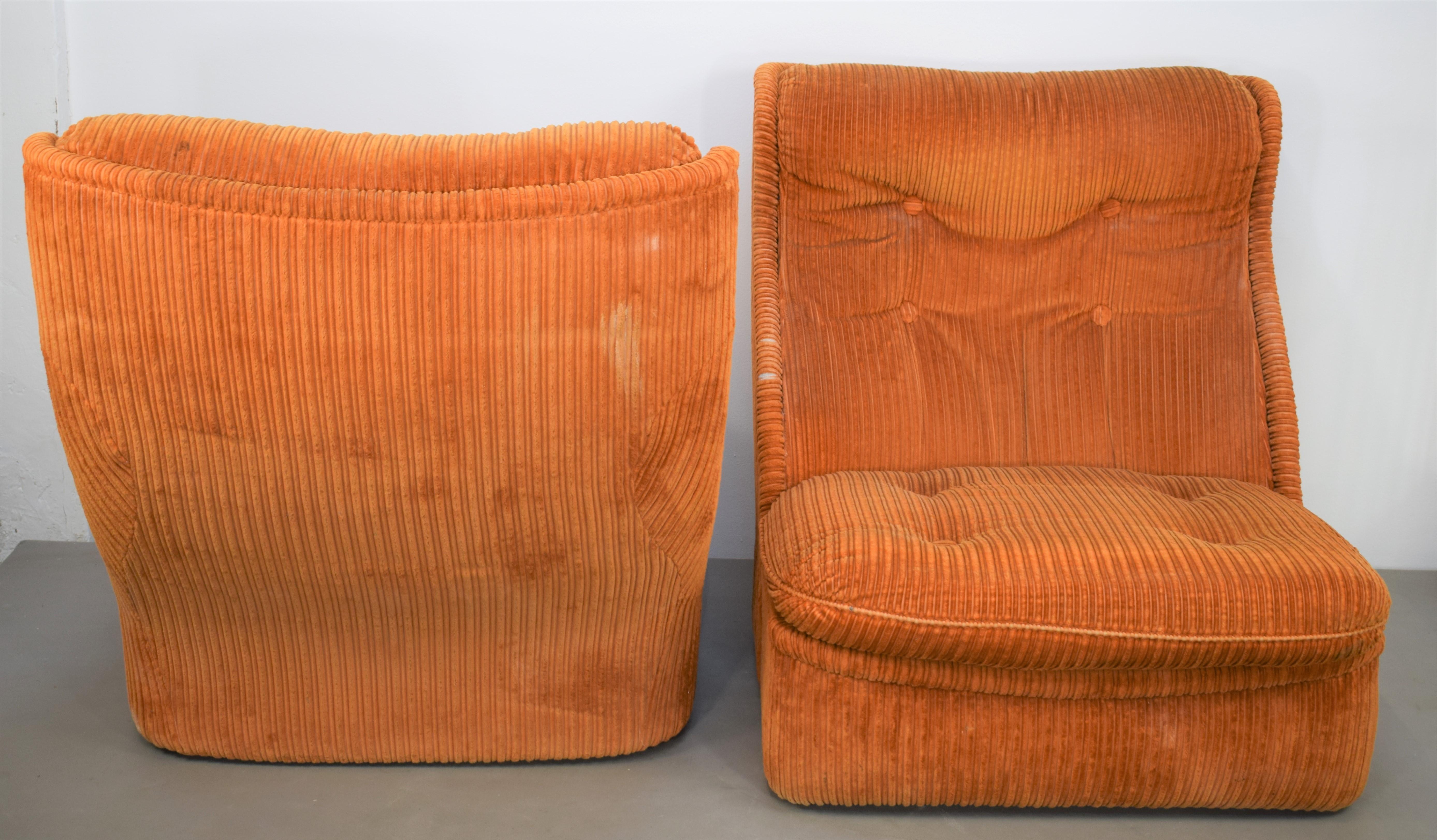 Italian Pair of Velvet Armchairs, 1960s For Sale 8