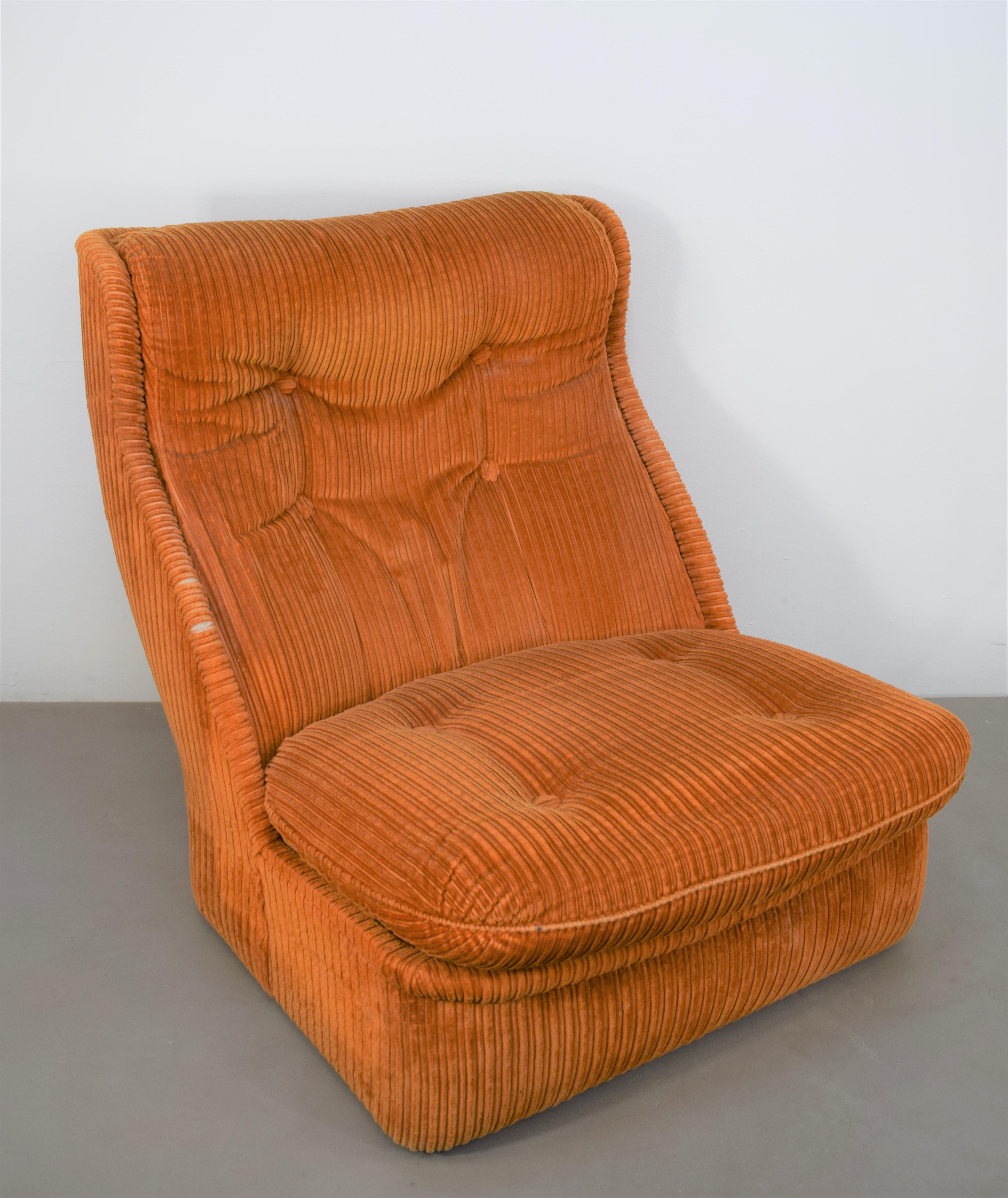 Mid-Century Modern Italian Pair of Velvet Armchairs, 1960s For Sale